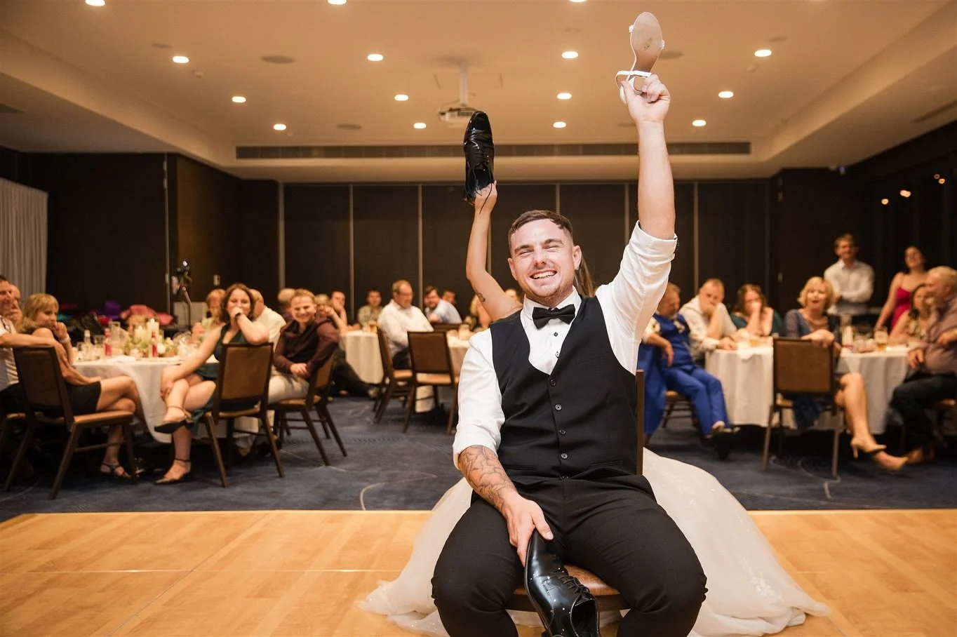 Receptions are for laughs, tears and dancing 💃 🕺