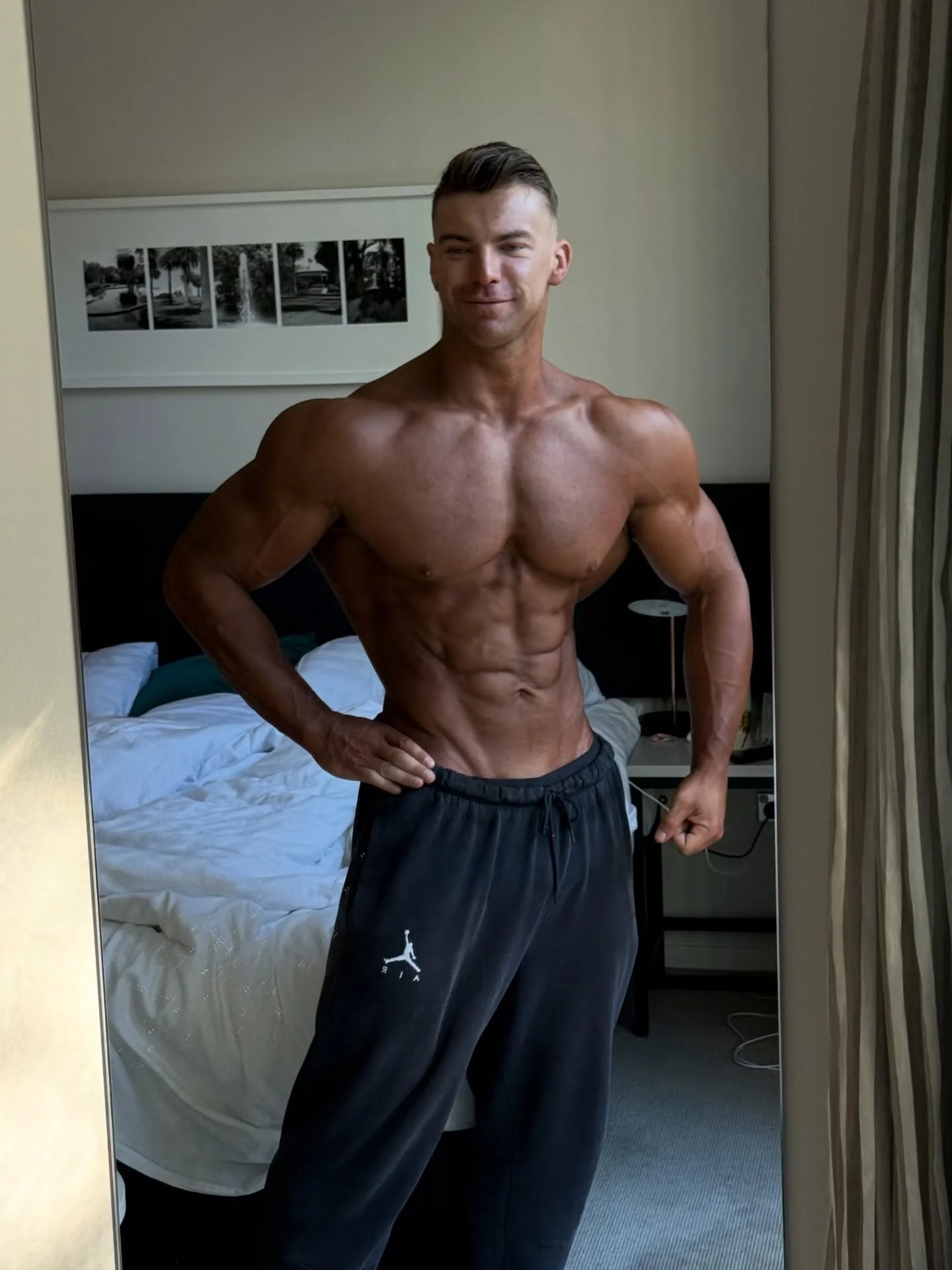 Throwback to last month

#ifbbpro #mensphysique #aesthetics #shredded nzifb