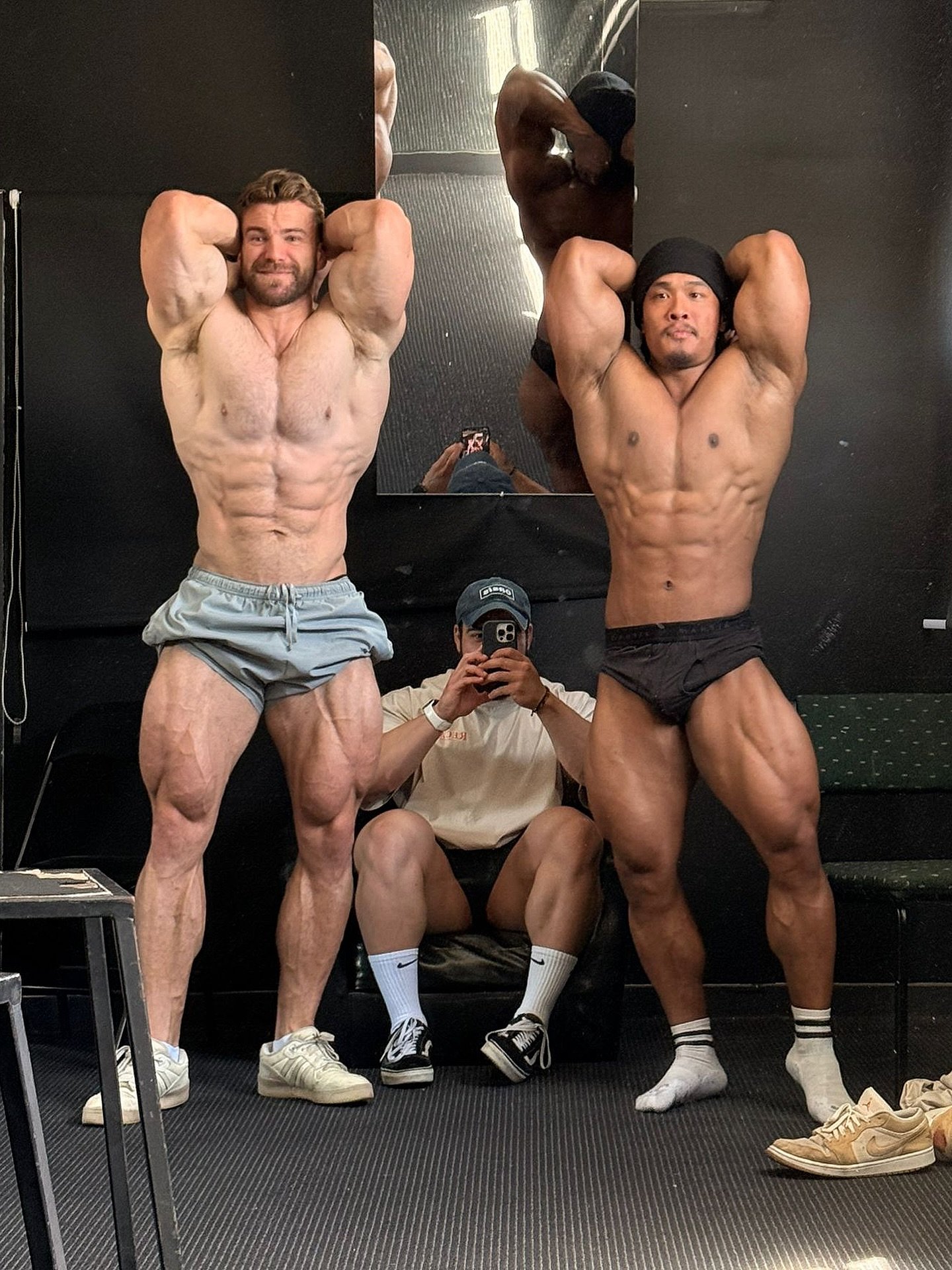 Festive season ready 🎉

Doing my best to stay lean, add some size and bring an even better version of myself to the pro stages in 2026

#ifbbpro #mensphysique #aesthetics #classicphysique #mensphysiquepic #nzifbb