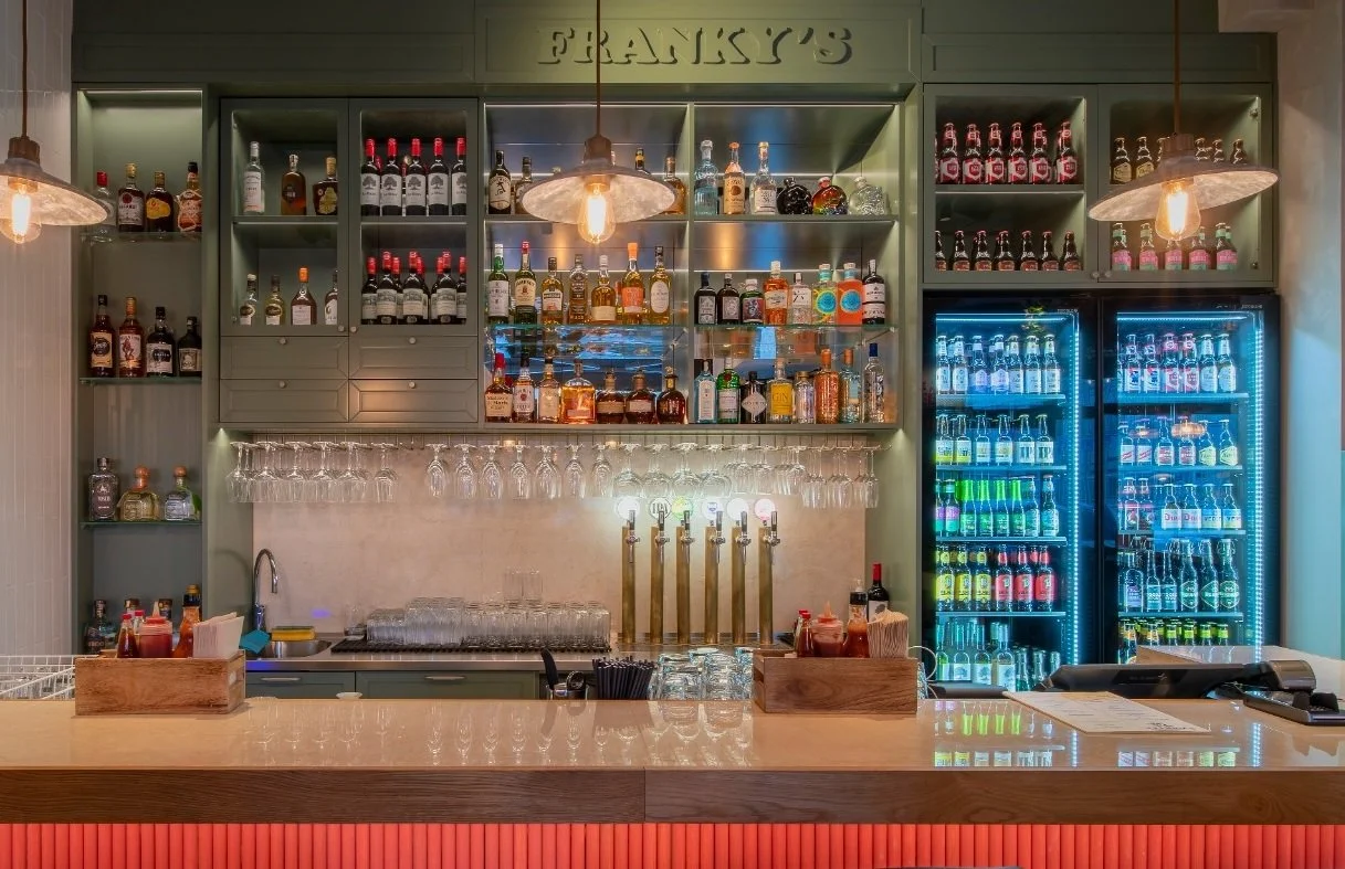bar.jpg