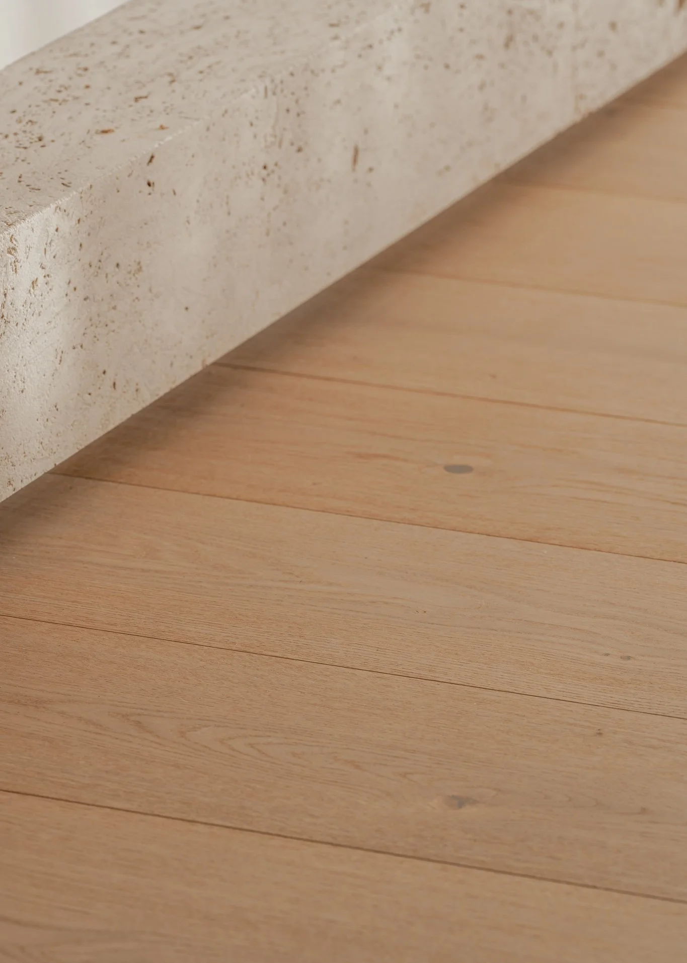 Owl 604 | European Oak