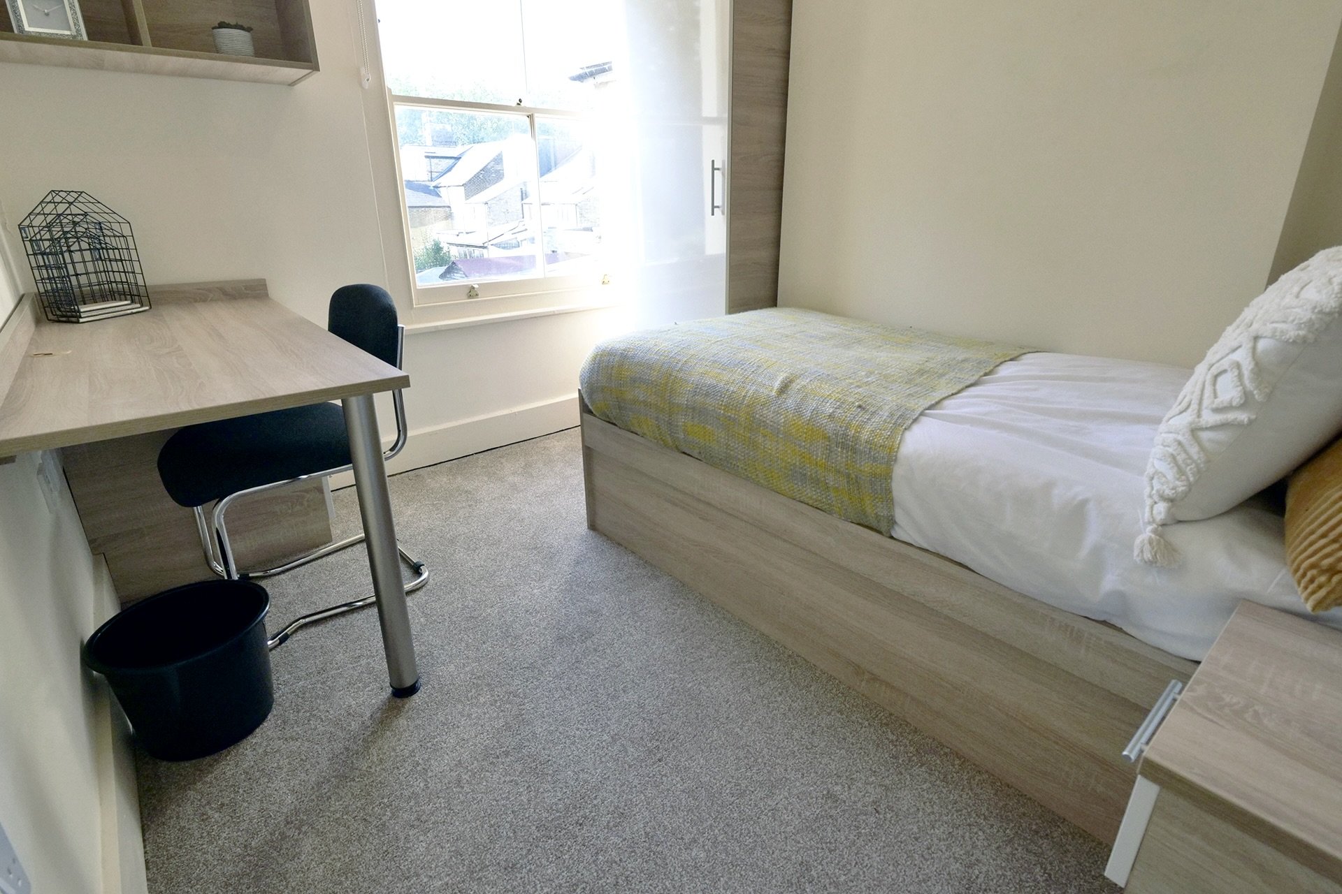 5-student-accommodation-cambridge-6-beaconsfield-terrace (13).jpg
