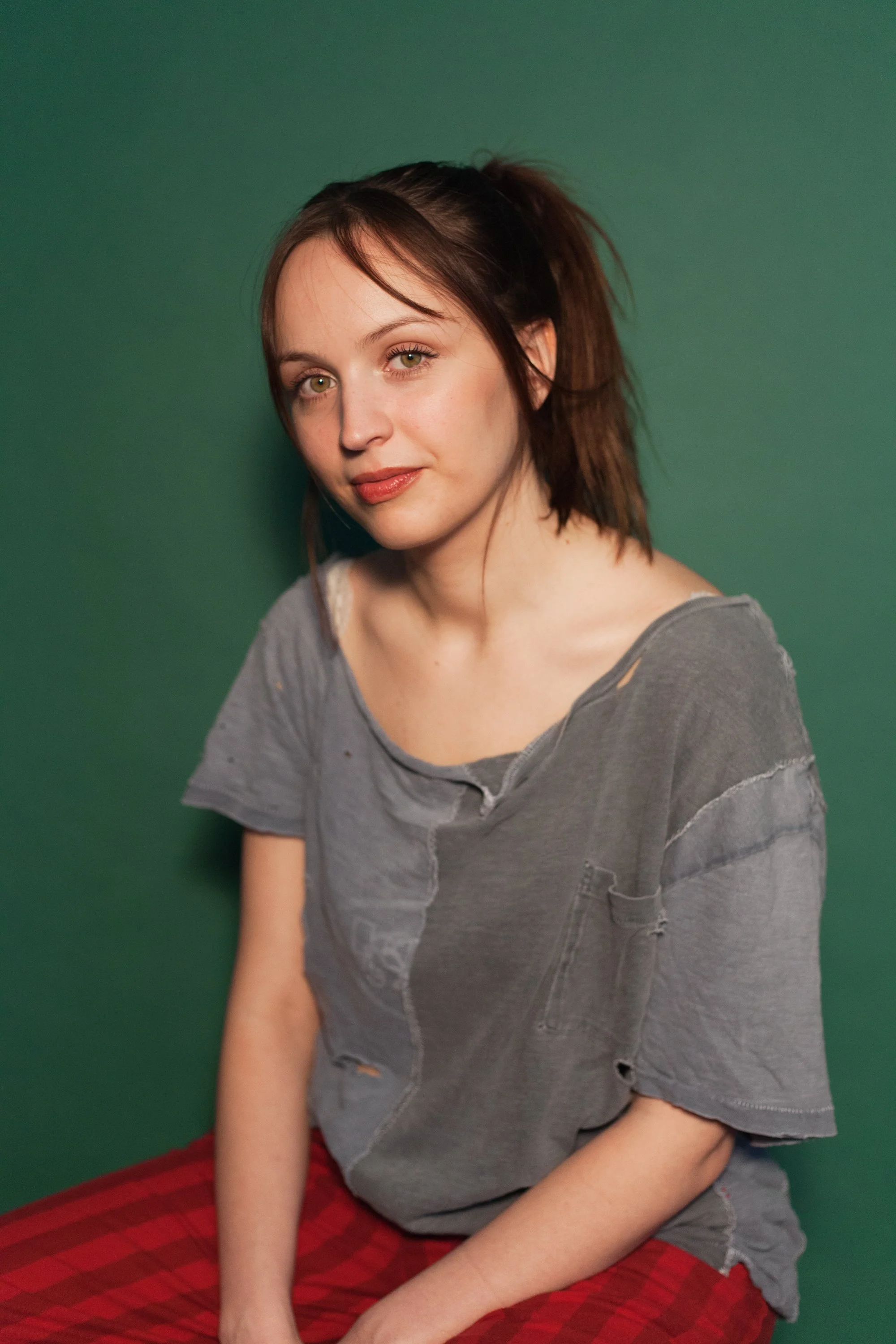  Asia Luna Mohmand   Vita &amp; Material  