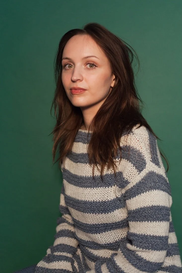  Asia Luna Mohmand   Vita &amp; Material  