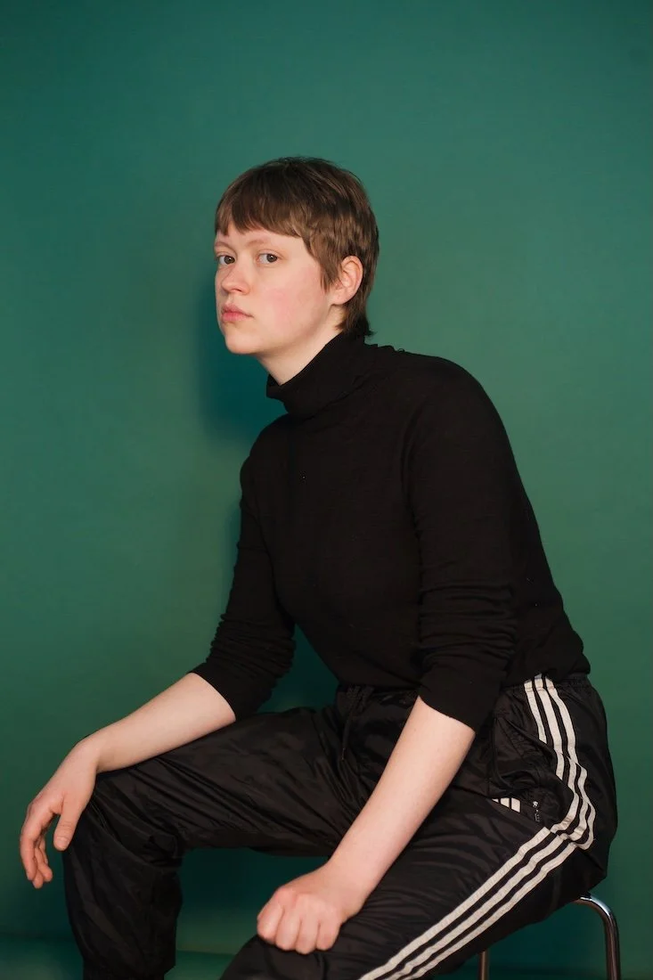  Mika  2022 – 2027_Schauspielstudierend an der Folkwang Universität der Künste   Vita &amp; Material  