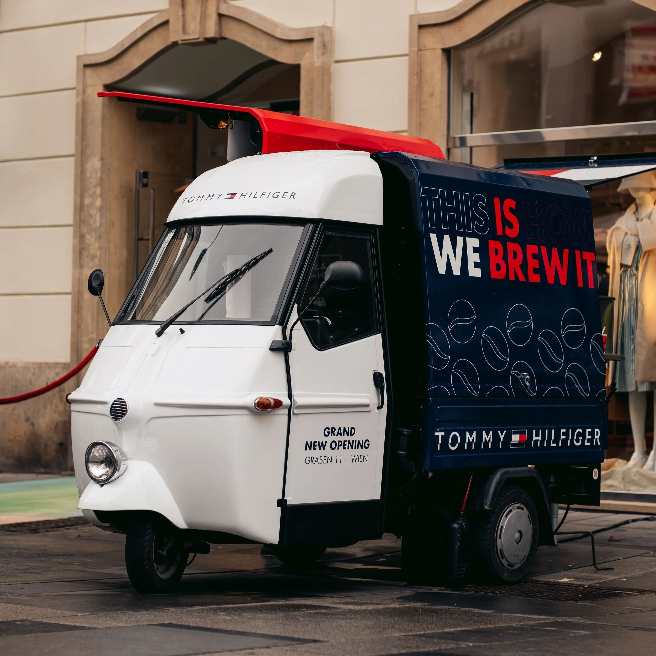 20230221_Espressomobil_Hilfiger_WithLaurent-3.jpg