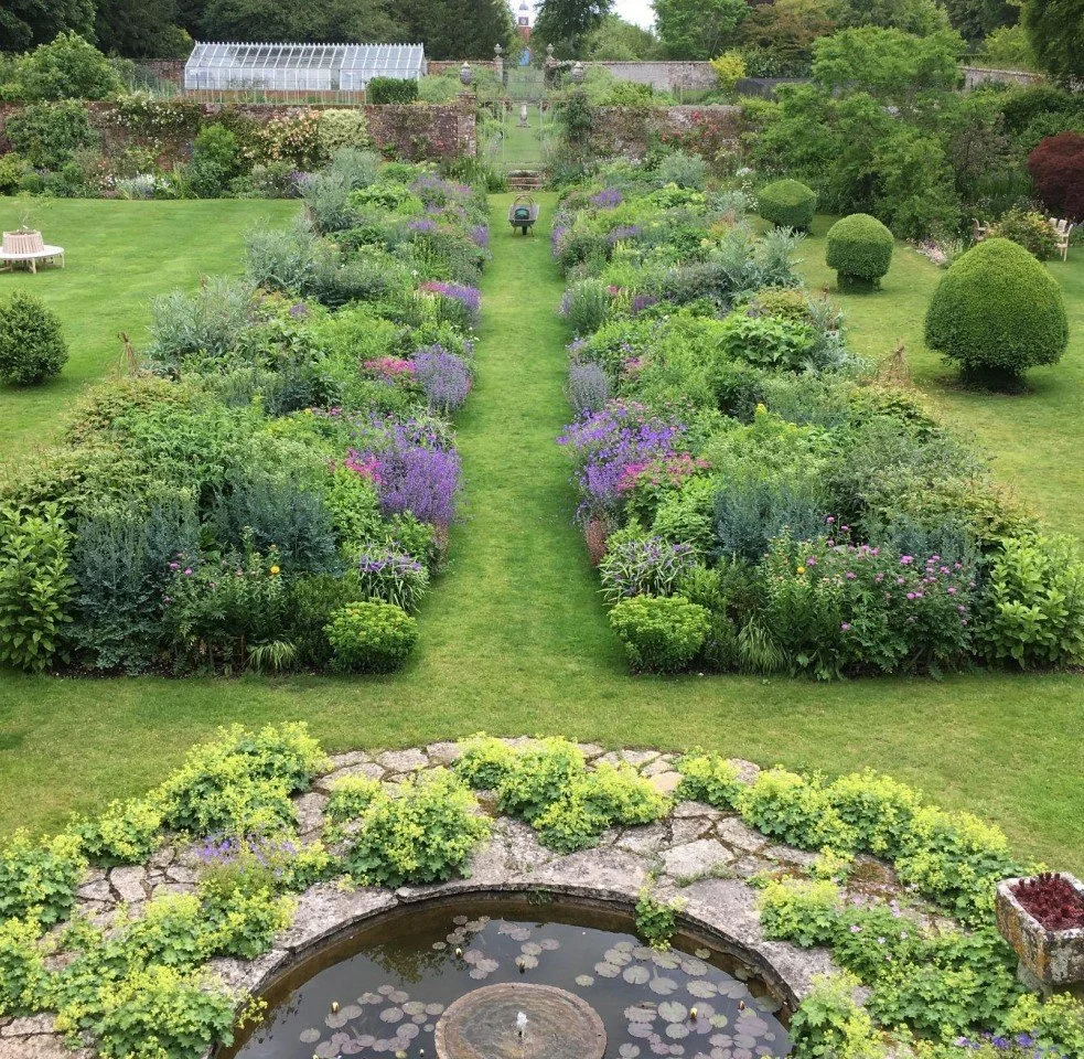An Afternoon Visit to Bramdean House garden