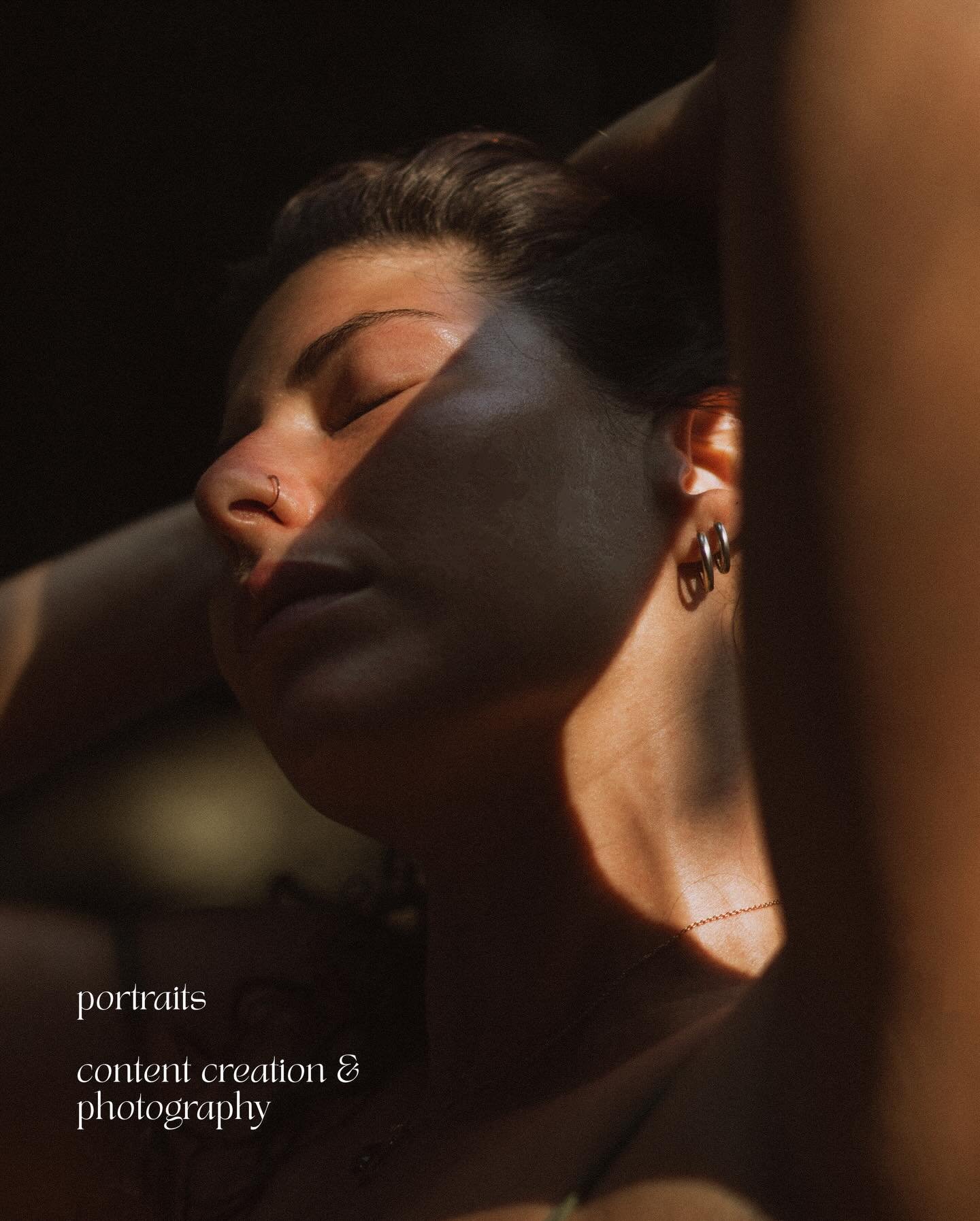 a few portraits I took whilst in Sri Lanka ✨🫶 

nature is my studio when the sun comes out, I absolutely love playing around with the light that delicately falls through the space 🌞

#srilanka #portraitphotography #contentcreater #creativeagency #w