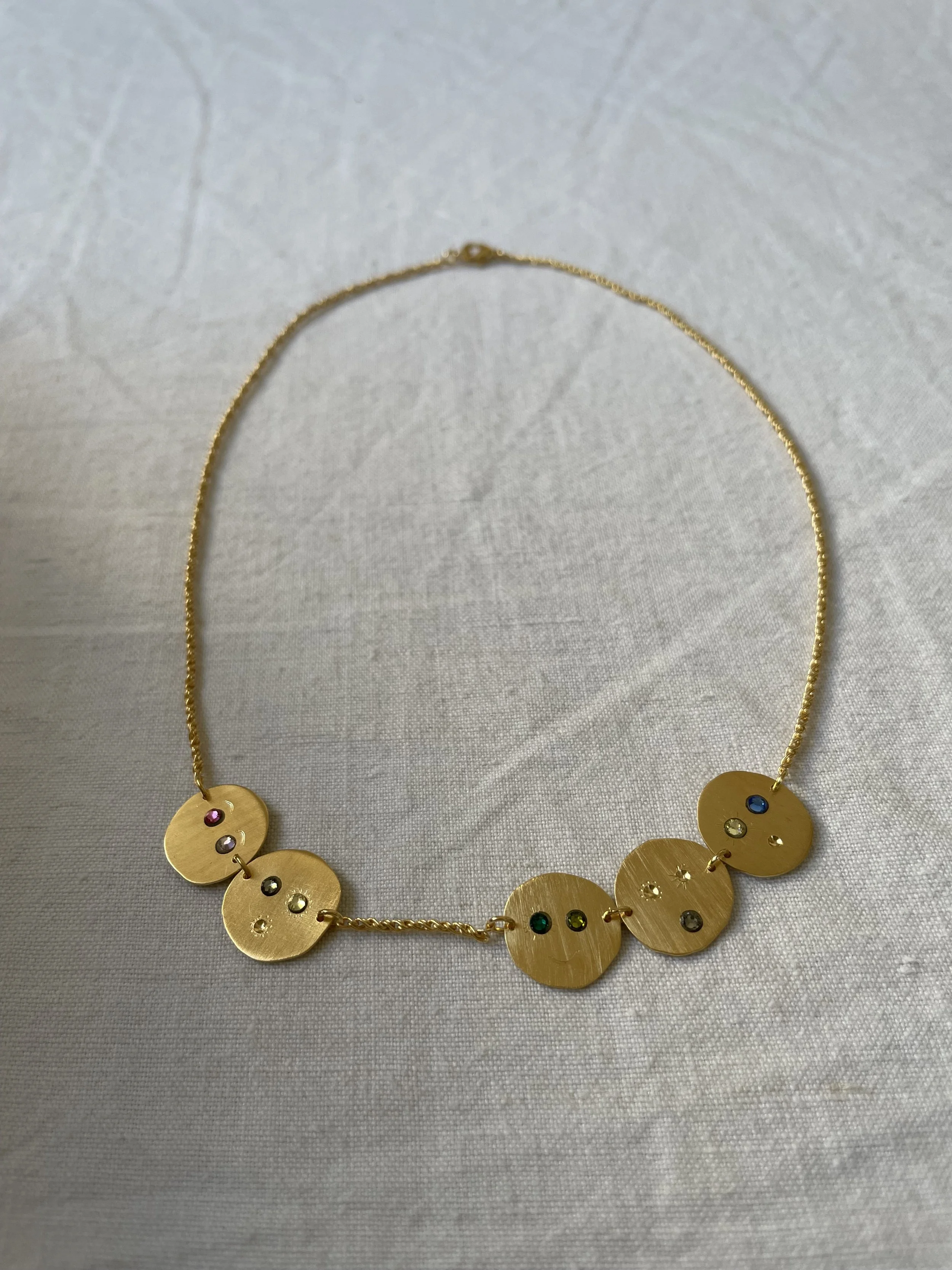 Collier farandole smileys