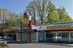 Innsbrook | Discover Your Favorite Diner — Visit Today — Silver Diner