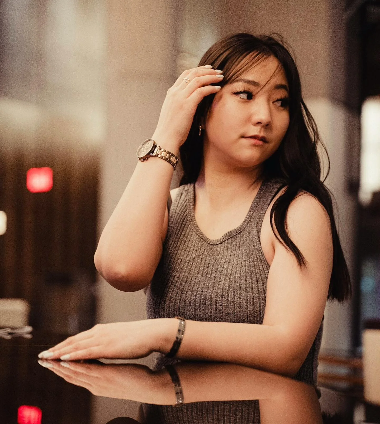 This @mvmtforher watch making me feel like the classiest woman in the world right now 😂🤍

Thanks @mvmt for sending this beautiful watch + bangles! Check them out &amp; use code EILEEEENKIM15 for that 15% off discount! 

📷: @_clae 

#mvmt #jointhem