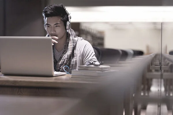 The College Admission Scandal:   Voices Of Reason Part One   大学招生丑闻：理性之声第一部分