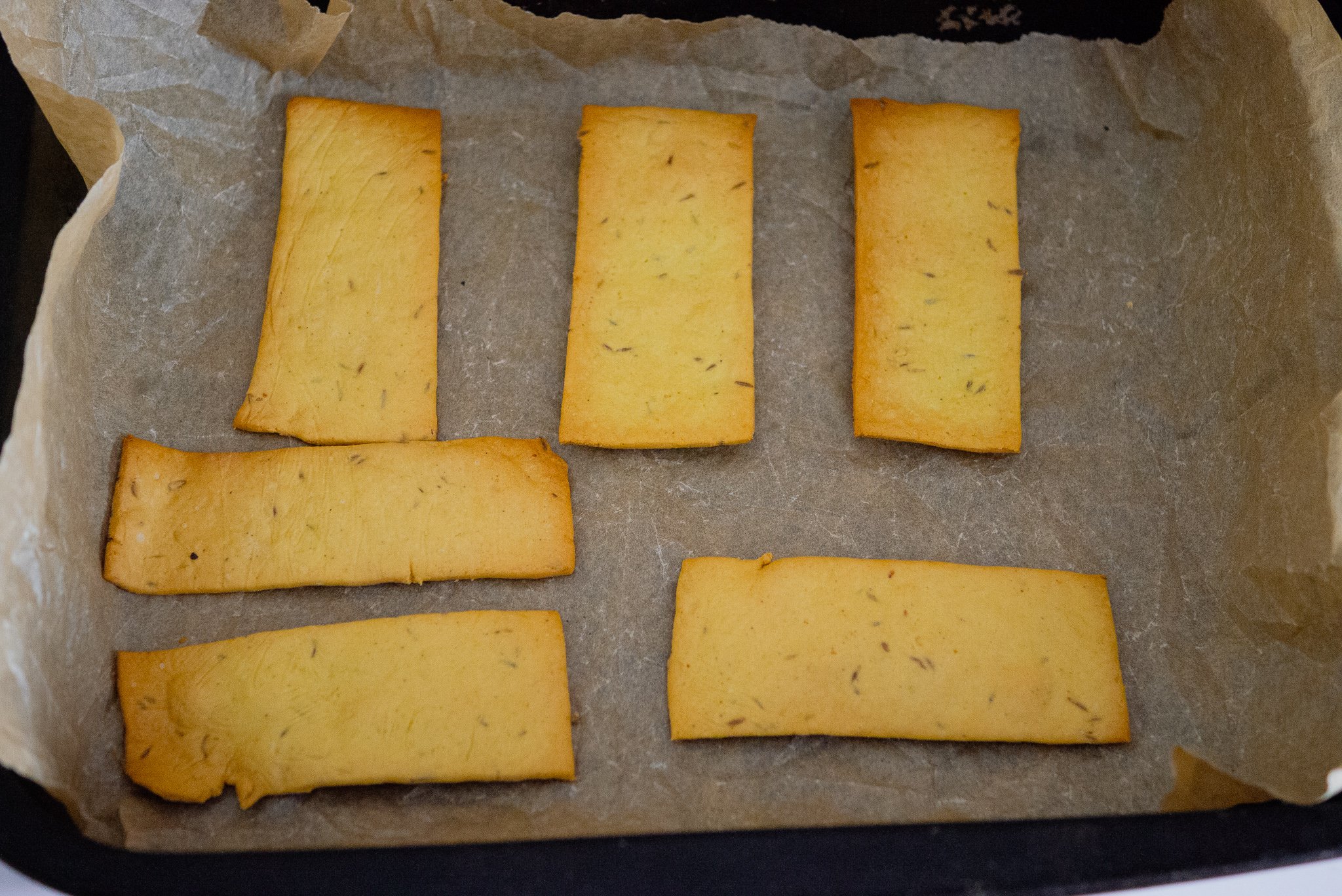 healthy keto crackers by kam sokhi allergy chef 