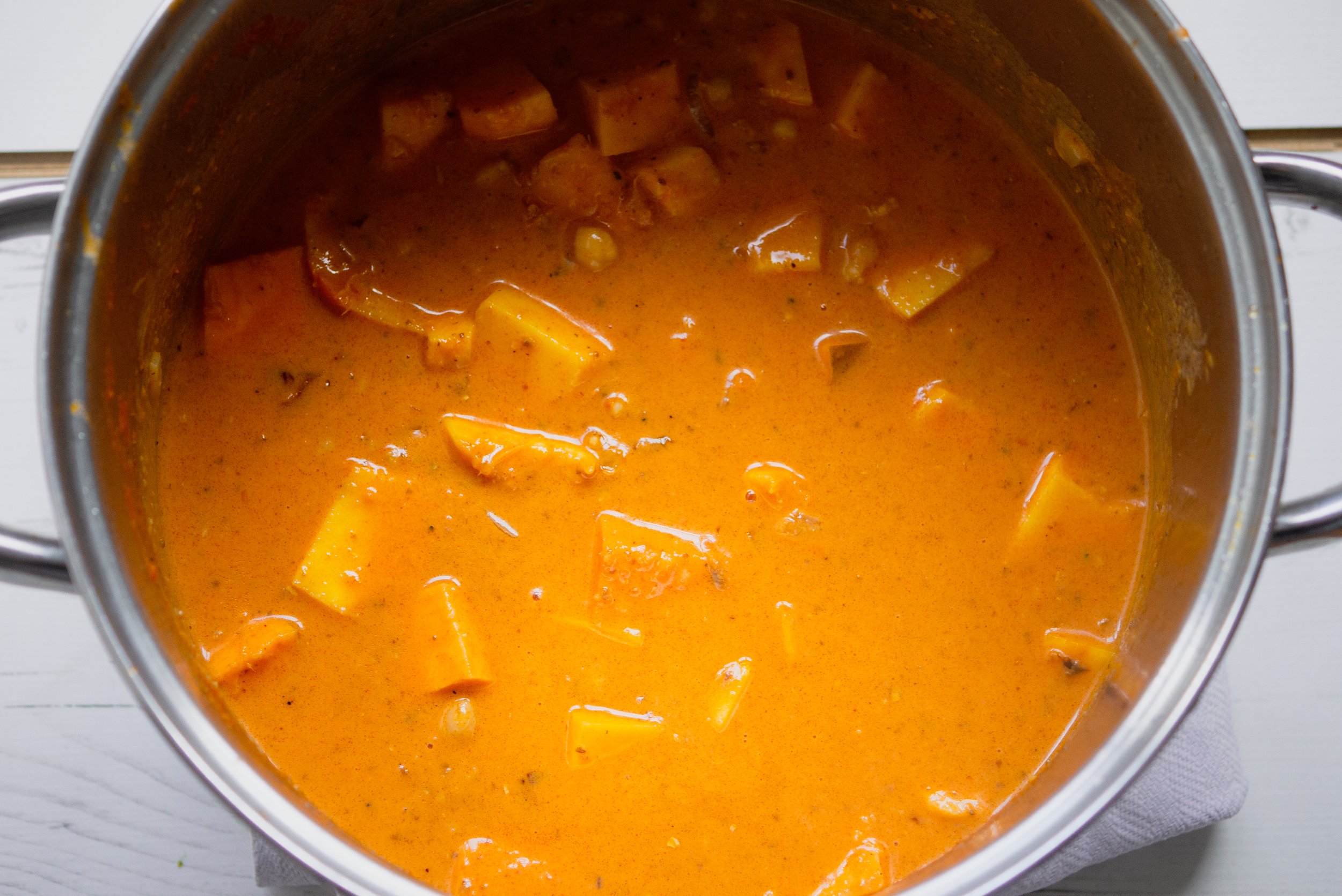 chickpea and butternut squash curry by kam sokhi allergy chef