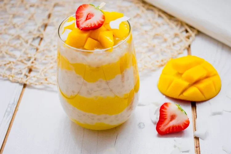 Tapioca pudding with mango &amp; coconut