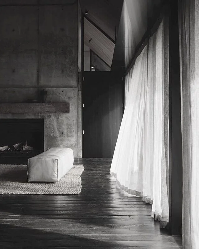 Today you will find us 10% working, 90% daydreaming we&rsquo;re here
.
.
📸: @fearonhay 
#interiorsofinstagram #minimalist #minimalstyledaily #neutralstyle #aesthetic #aestheticedits #discoverunder500