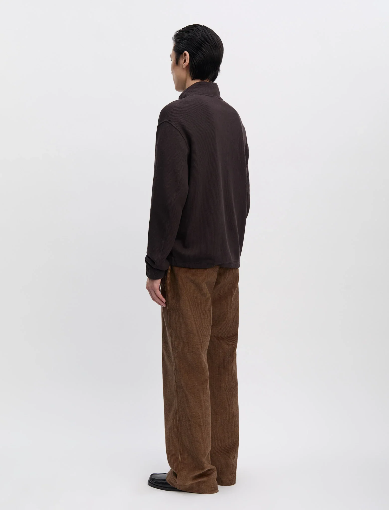 Another_Sweatshirt_1.0_Dark_Brown_4_a03fffbb-065c-4e55-8af5-94bef81c4112_1560x.webp