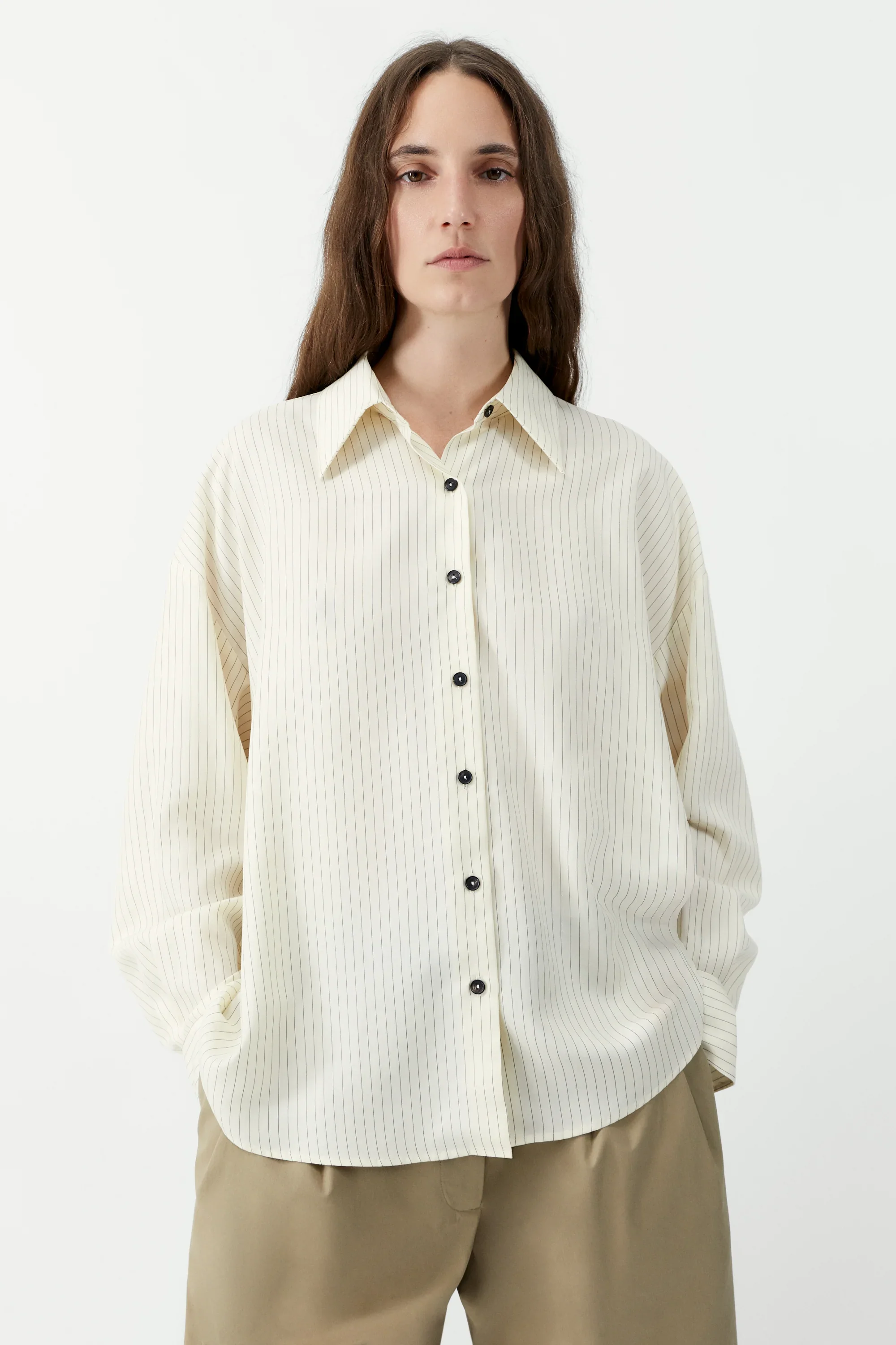 cordera-ss26-oversized-pencil-striped-shirt-cream-2.webp