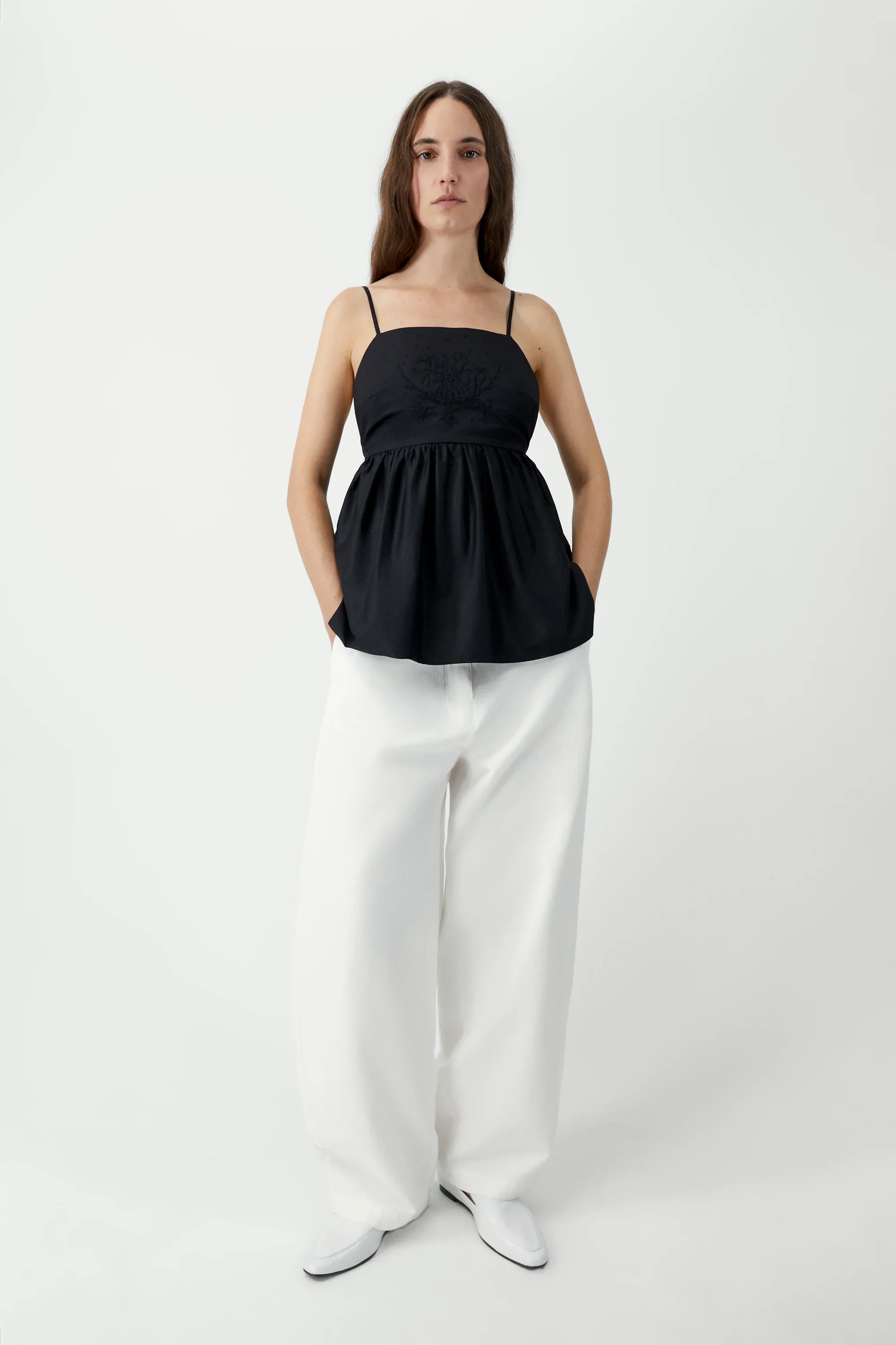 cordera-ss26-cotton-embroidered-top-black-1.webp