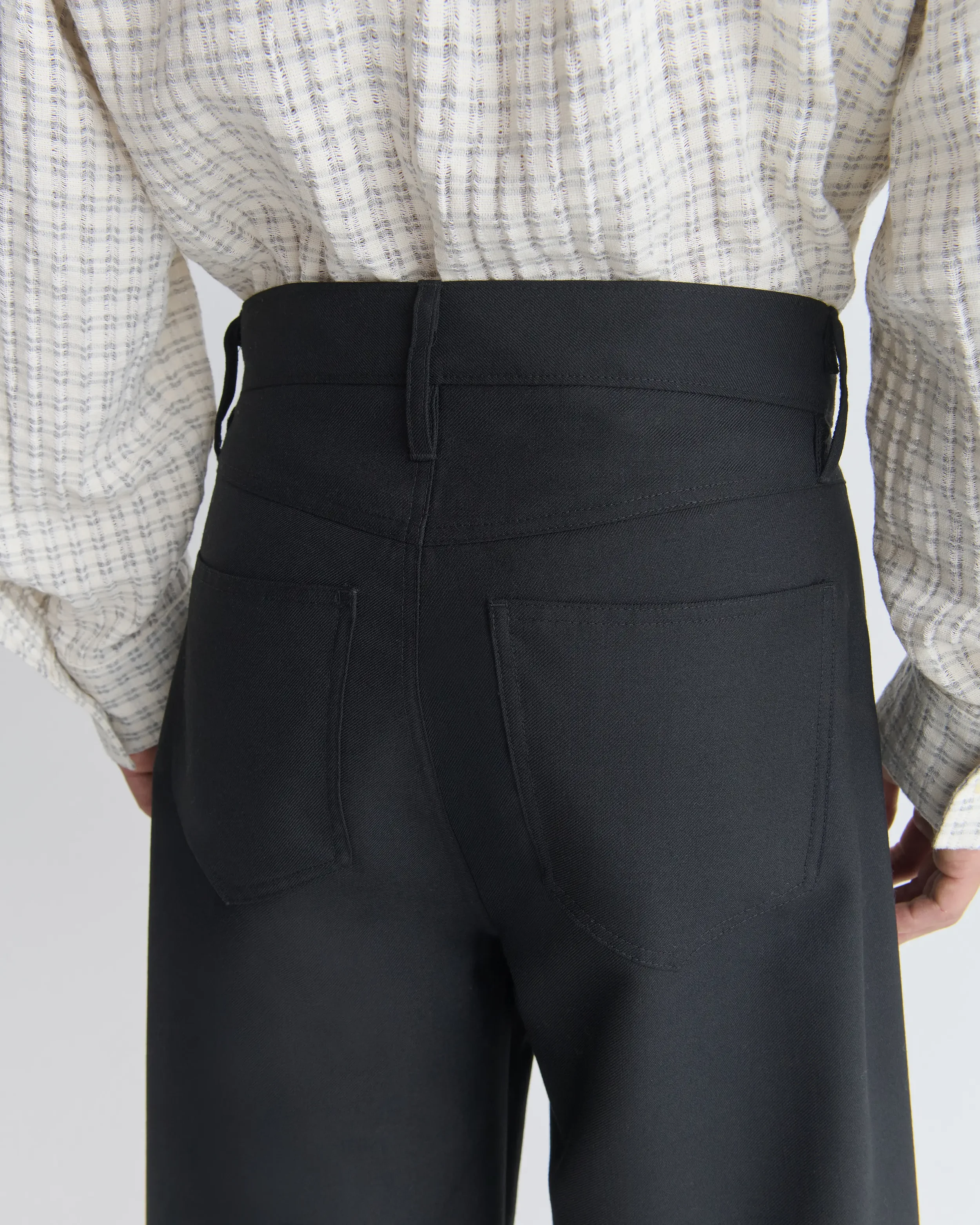 1478_85a8f58db8-27_gino_trouser_fine_black_wool_1415-large.webp