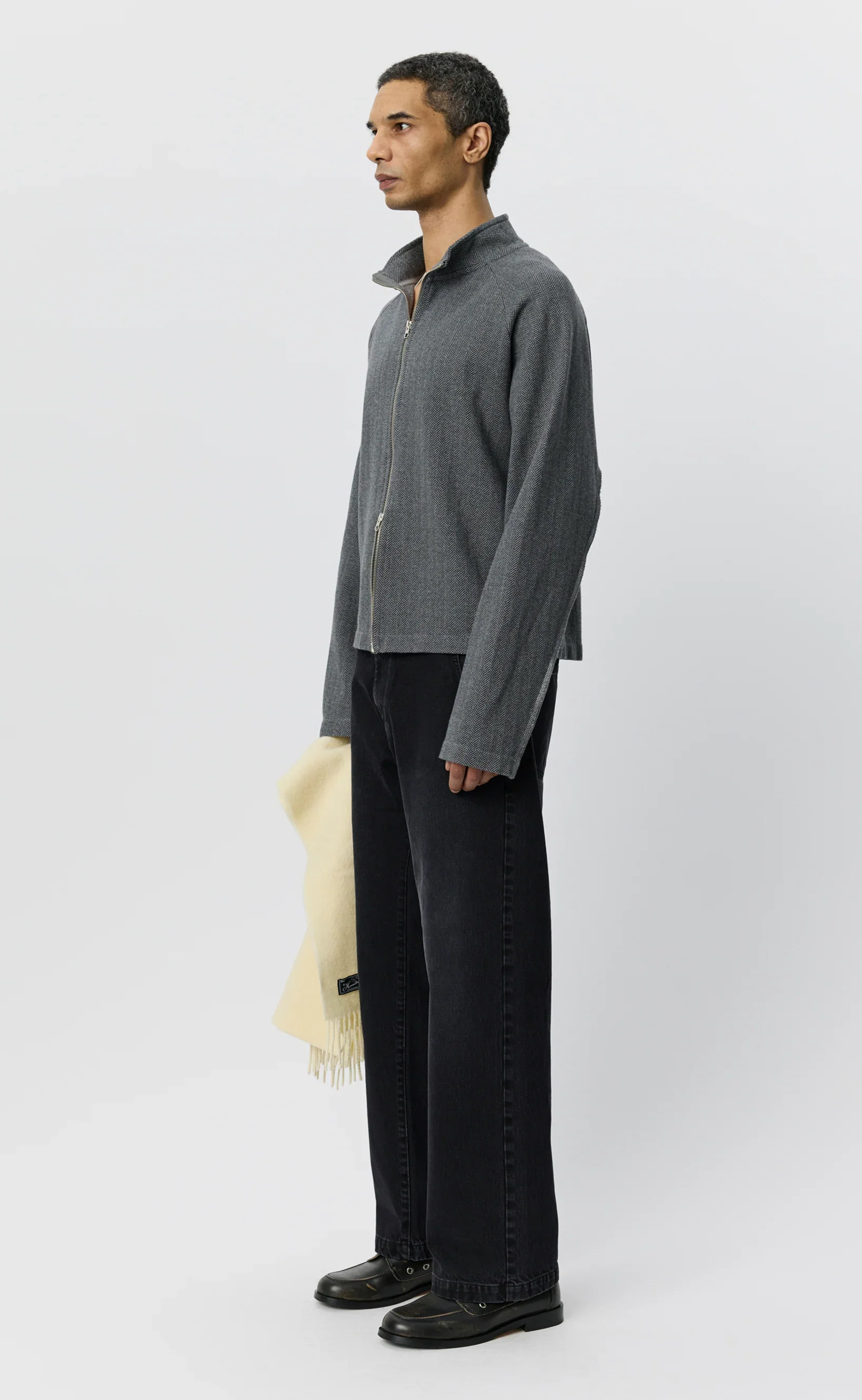 Leisure-Zip-Up_Grey-Herringbone_3637.webp