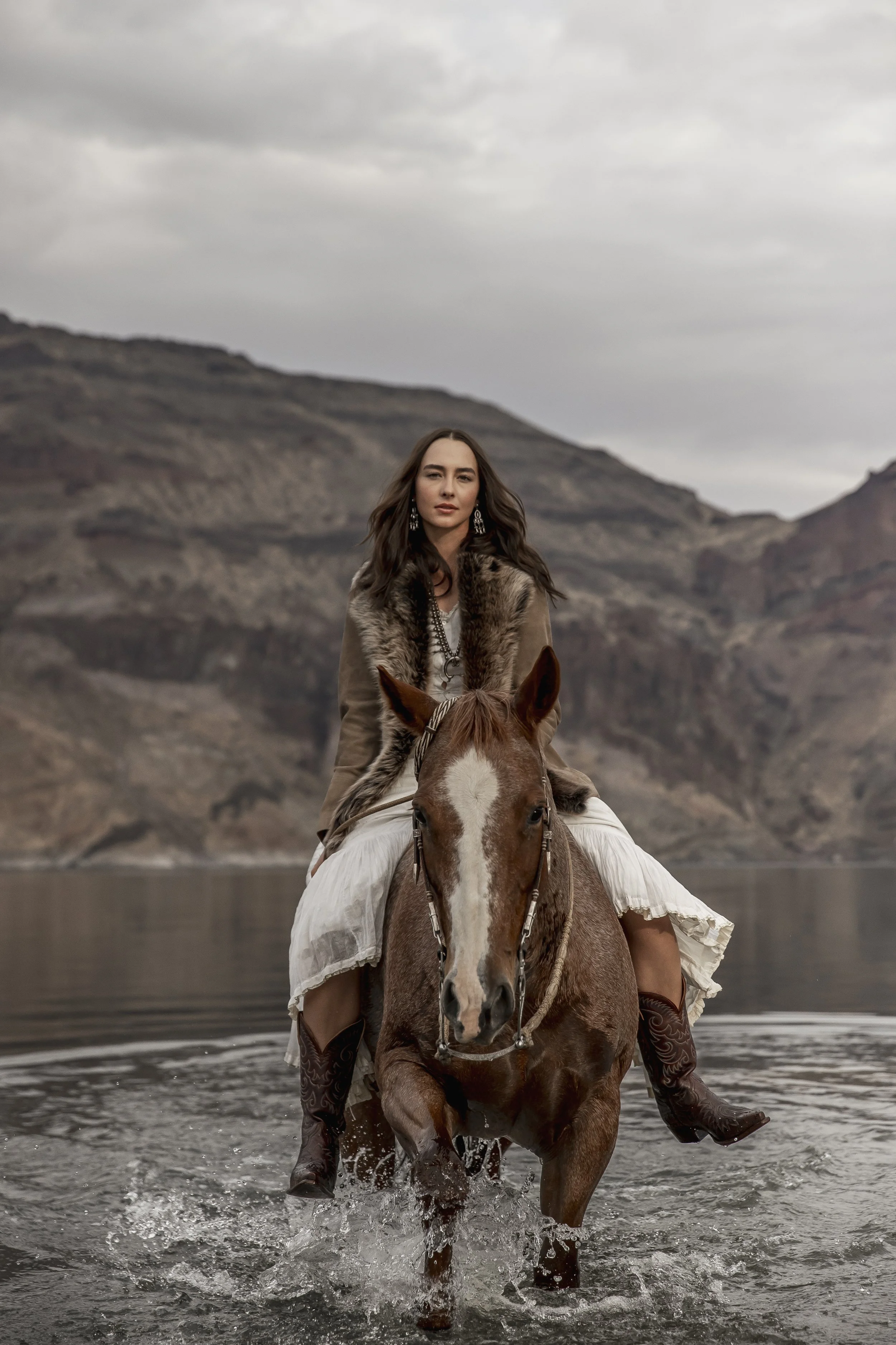 2024_schaefer_fallfashion_kschurrphoto-18.jpg