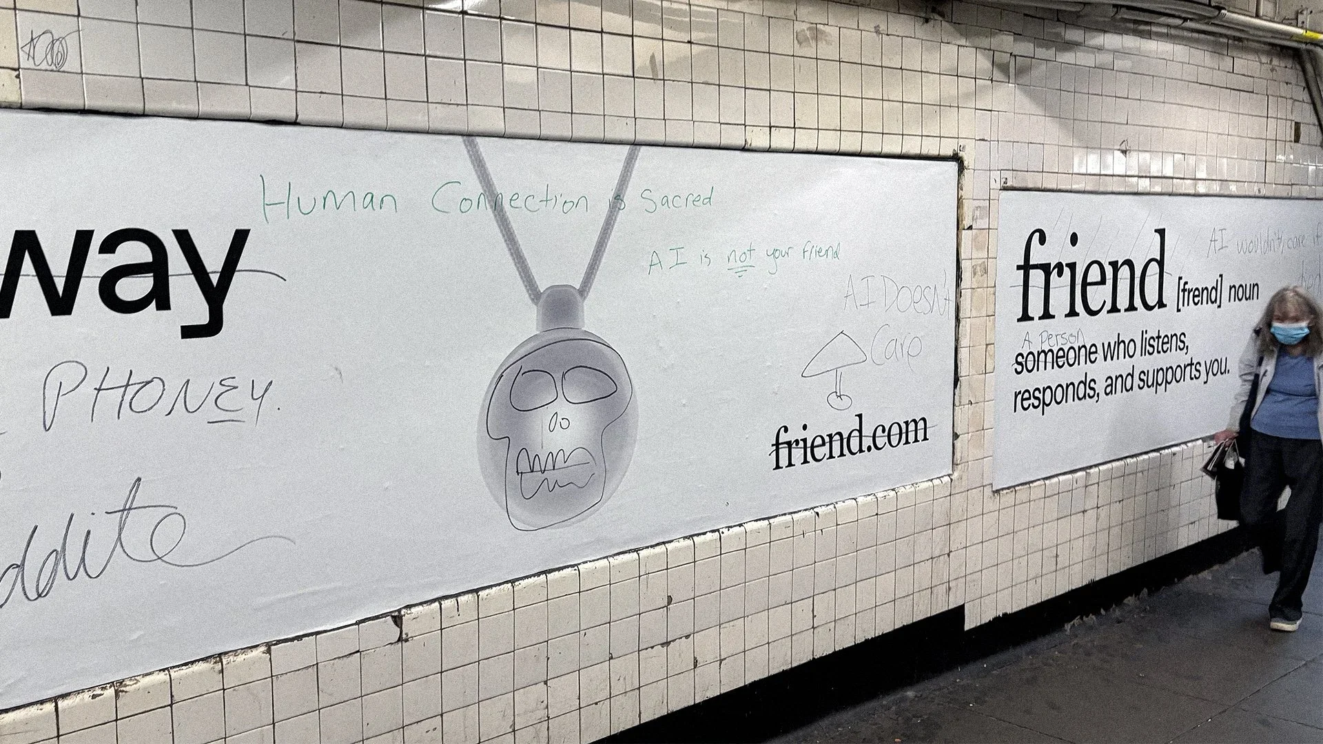 Heineken_FriendNecklace_Thumb3.webp