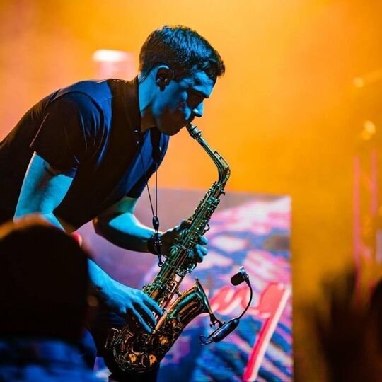 si-sax-3_4_173513-1556192993.jpeg