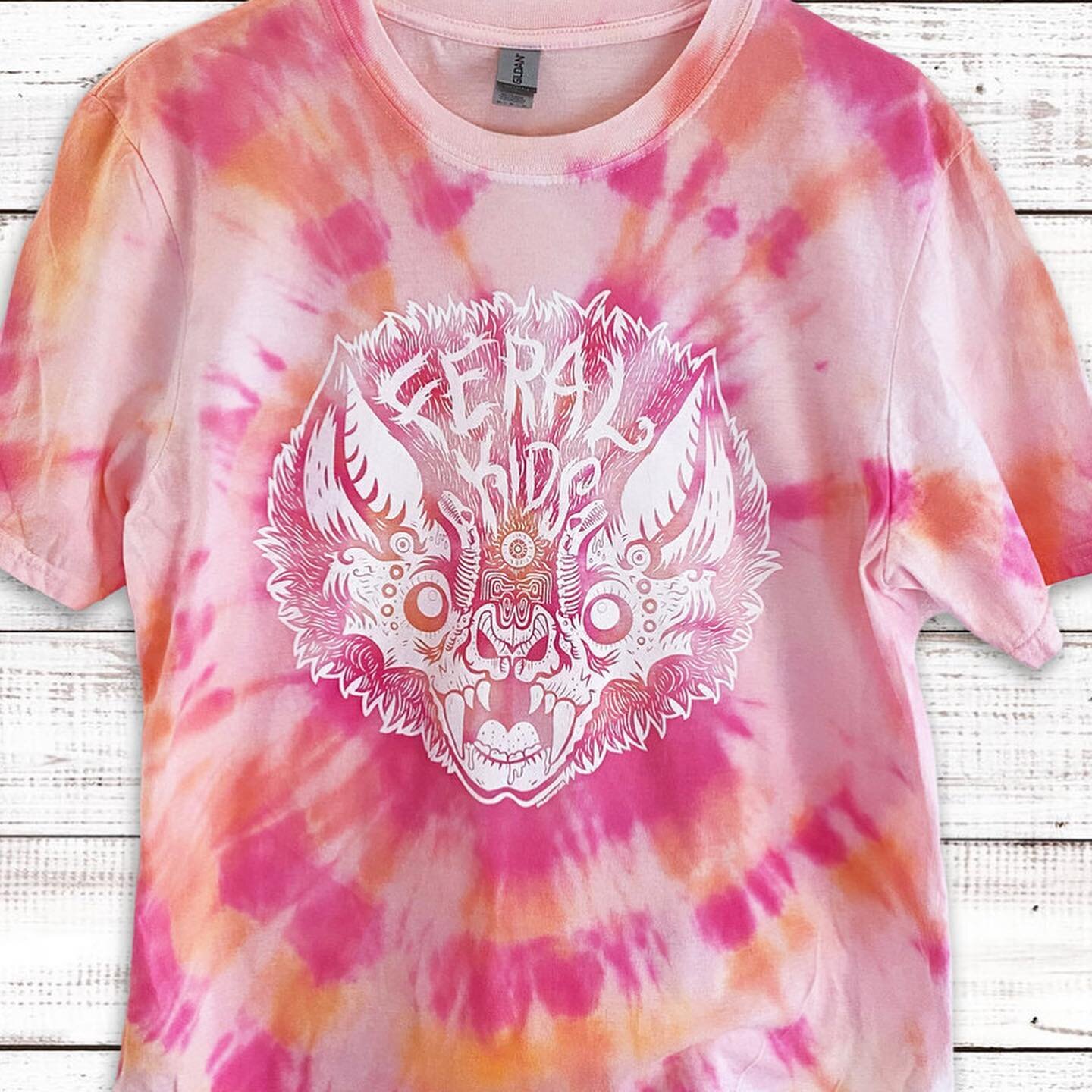 Available now on the shop! Limited edition tie-dye Battie &amp; Ghostie tees by @magnificentlore! Super limited stock - don&rsquo;t snooze!
Feral-Kids.com
-
#feralkidsshirts #feralkids #keepartweird #magnificentlore #artistbrand #tiedyeshirt #tshirtd