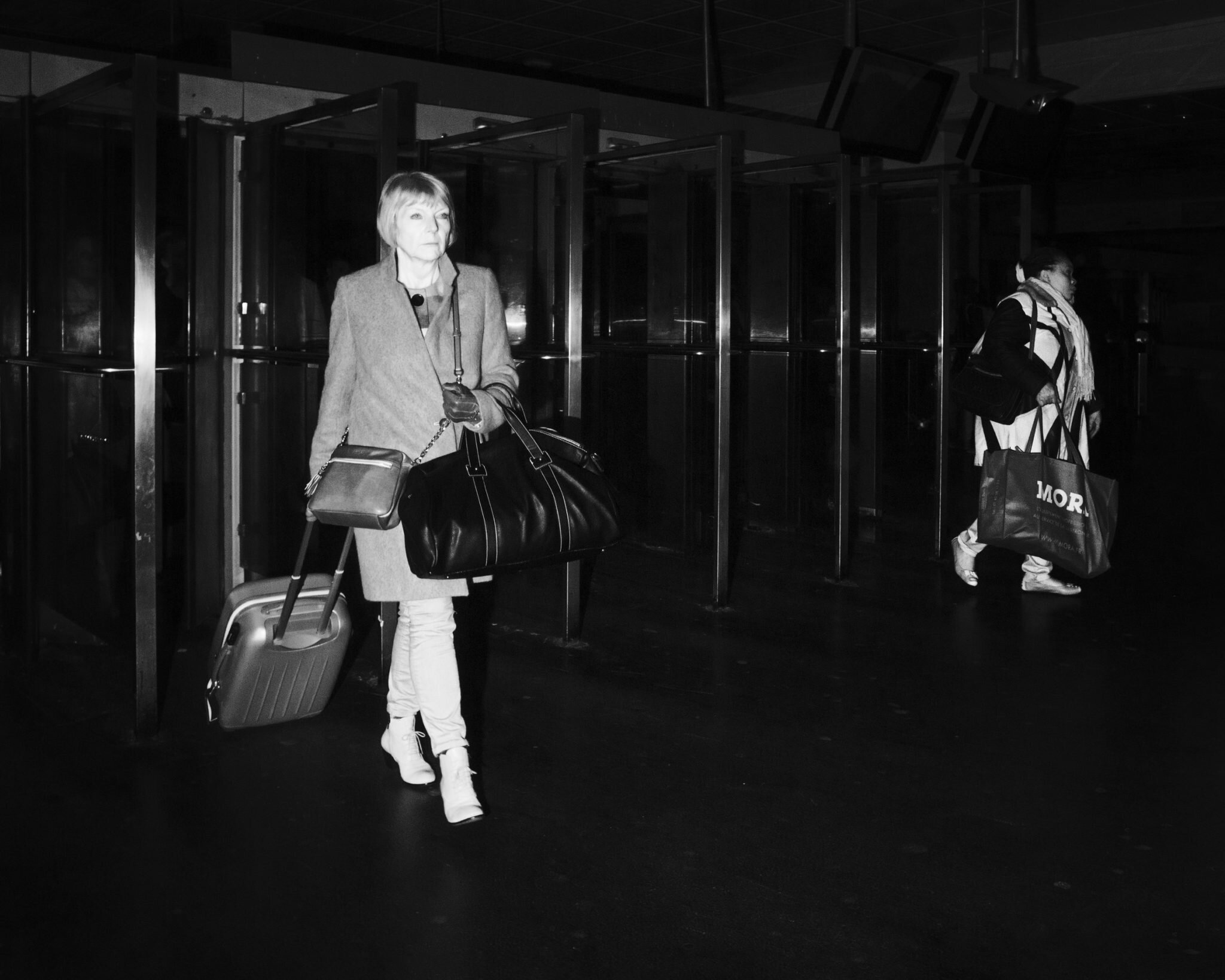 projet_underground_serie_flash_infrarouge_metro_paris_street_photography_pierre-louis_ferrer_HD-7.jpg