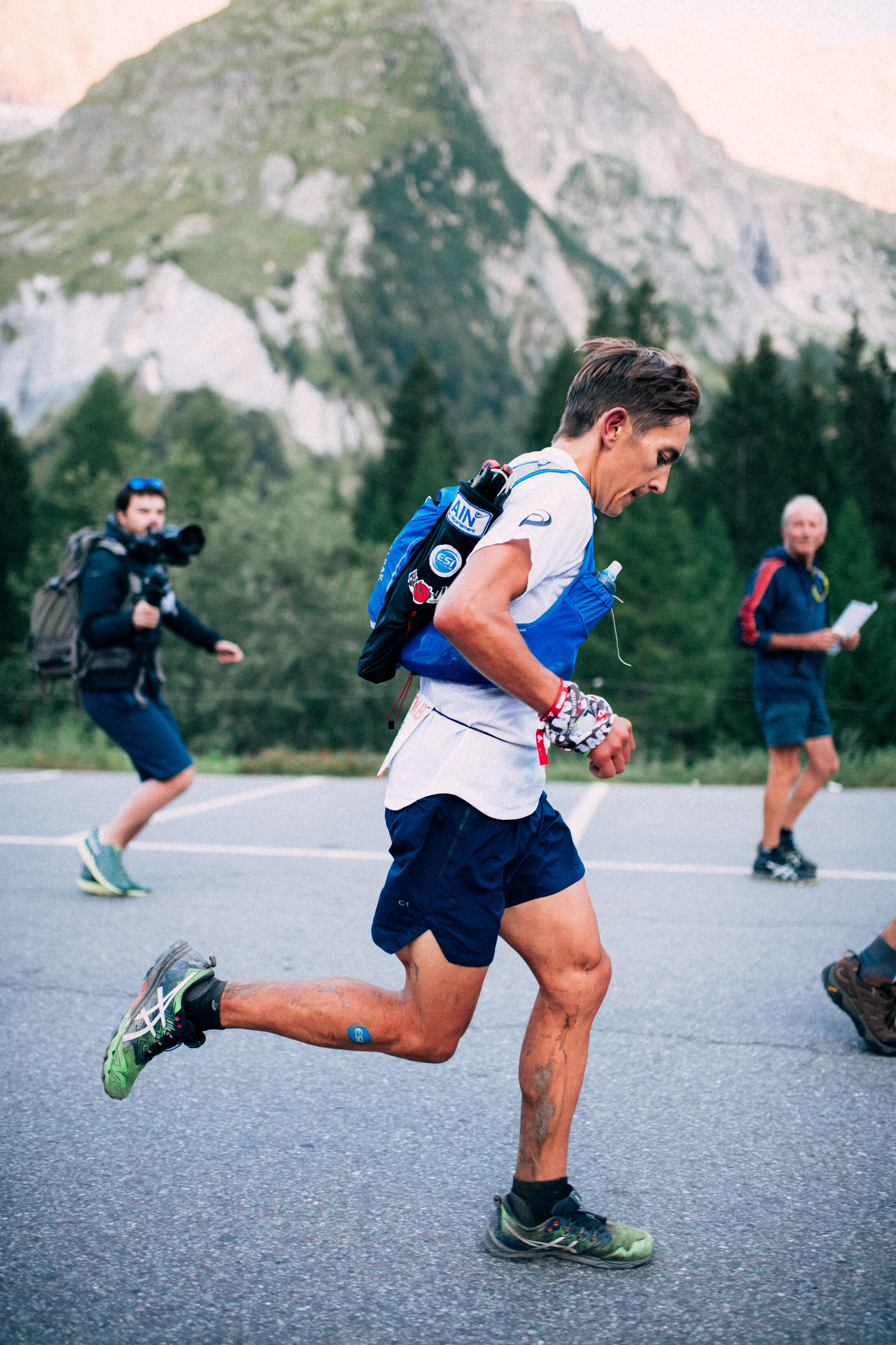 AD-UTMB-2019-Xavier-Thevenard-ASICS.jpg