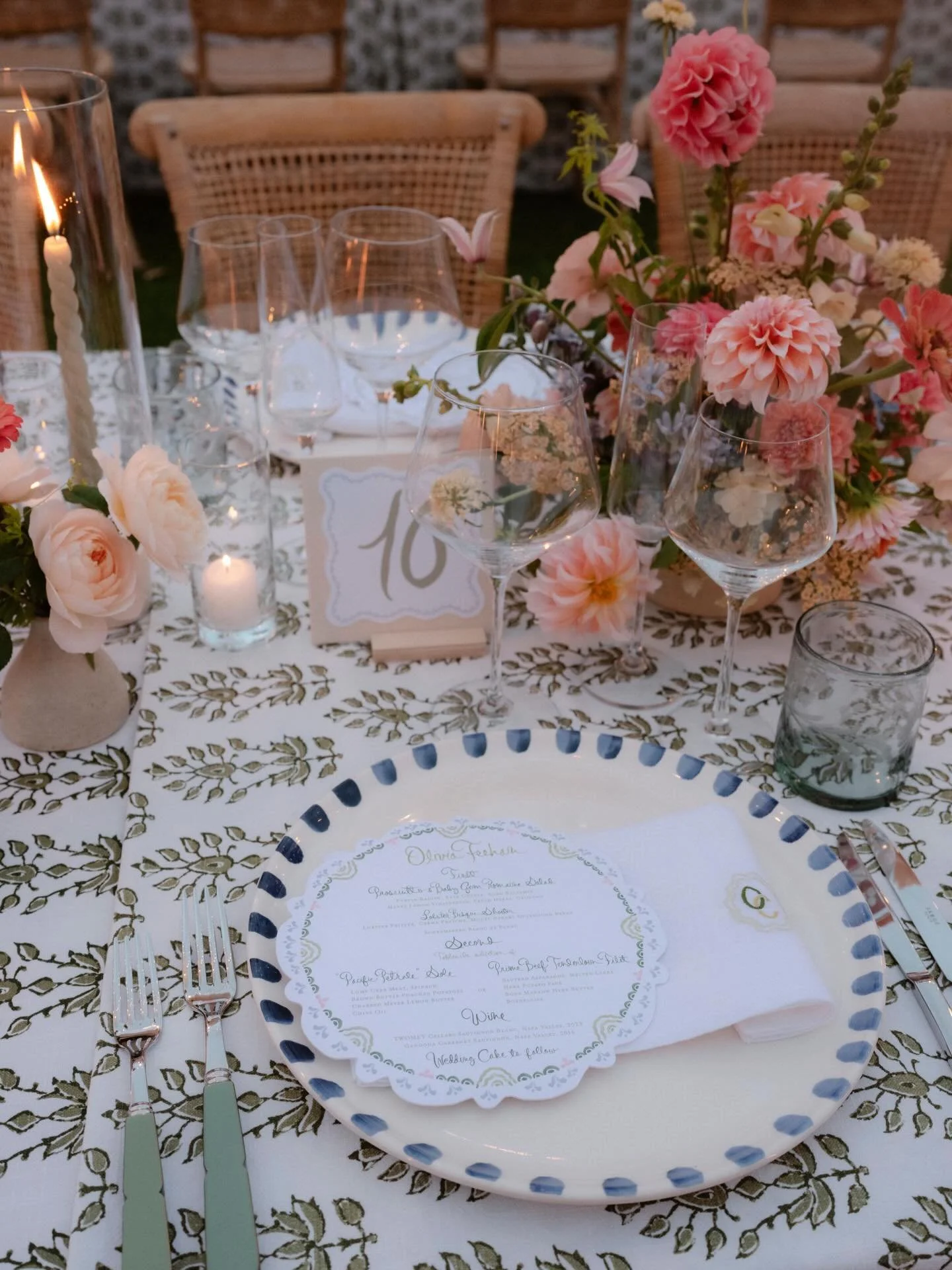 Some of our favorites from this gorgeous wedding last October with @alisonandbryan @fsnapavalley. Afternoon rain didn&rsquo;t stop the party and made this reception space feel all the more welcoming and warm. Thanks to @oliviaraejameswed for these be
