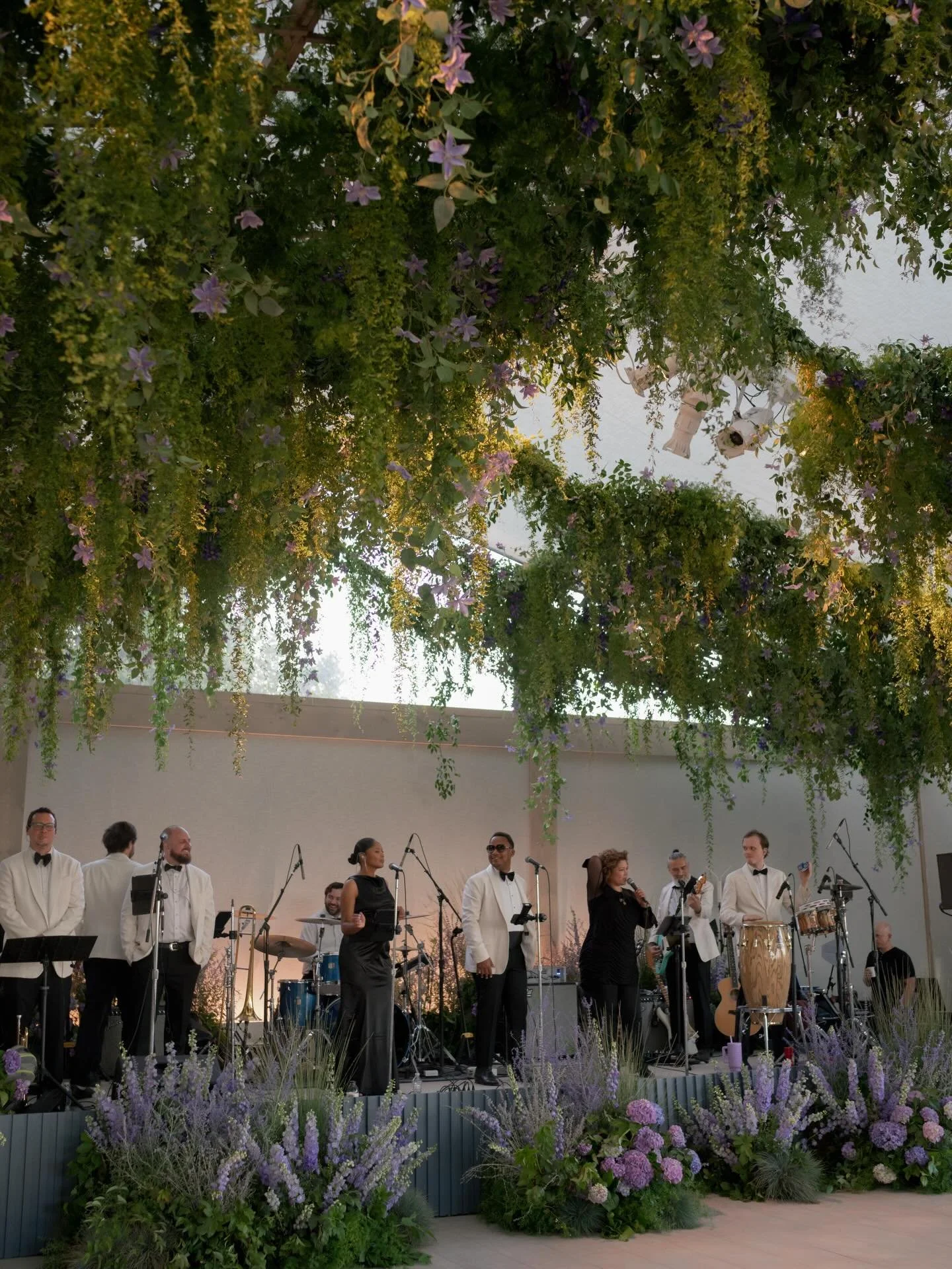 A few more from last September at Beaulieu when @alisonandbryan transformed what is usually our vendor parking lot into this dream of a tent with @hensleyeventresources. Thank you @melisa_hensleyeventresources for all of your help bringing this giant