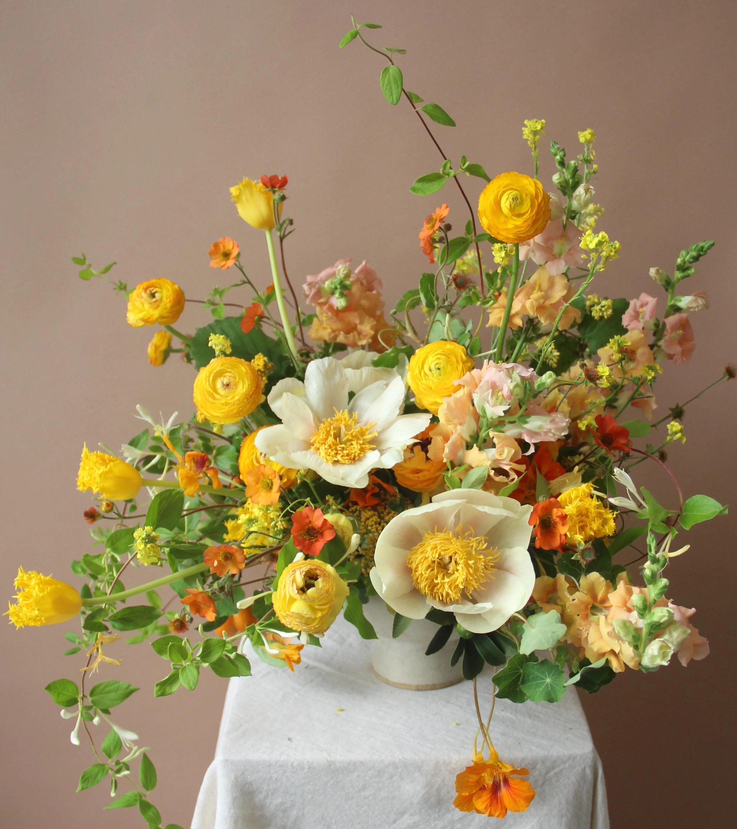 Clare de lune peony, geum, fringy tulips and nasturtium for an event in the city last month.  Thank you for letting us run with this juicy palette @gloweventdesign!