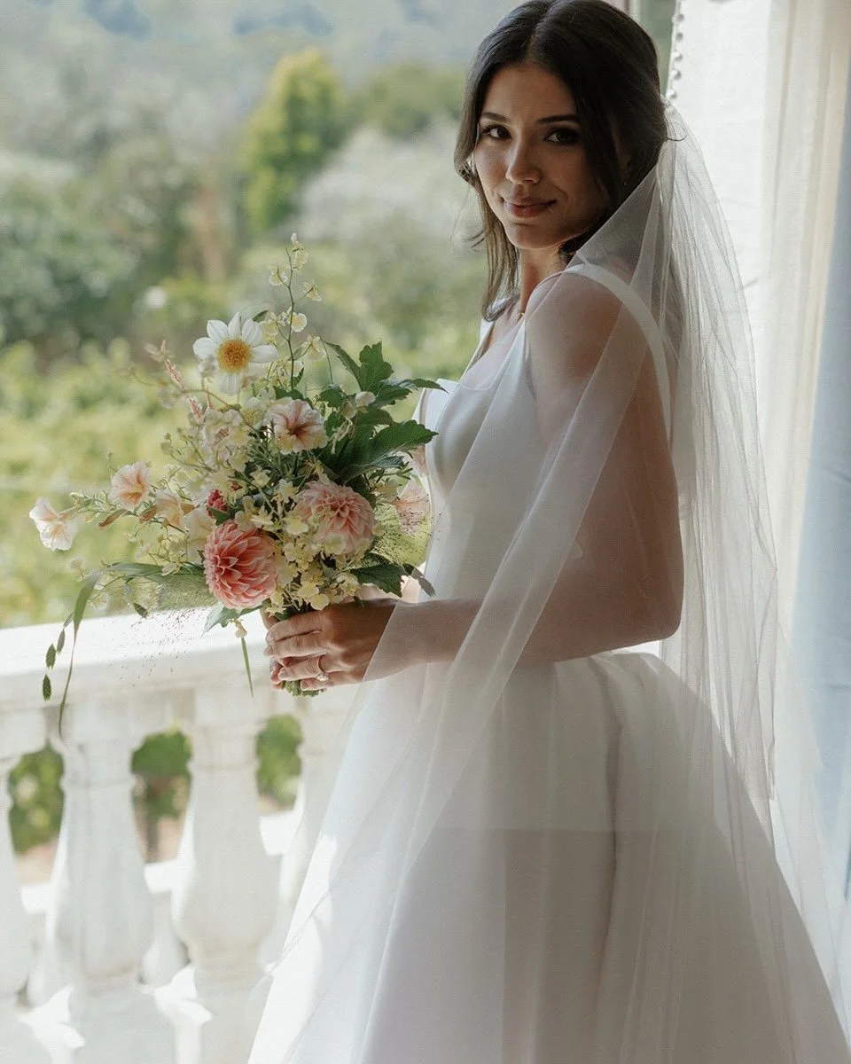A favorite bouquet from two years ago today with @wild_heart_events @alibeckphoto @folktalewinery