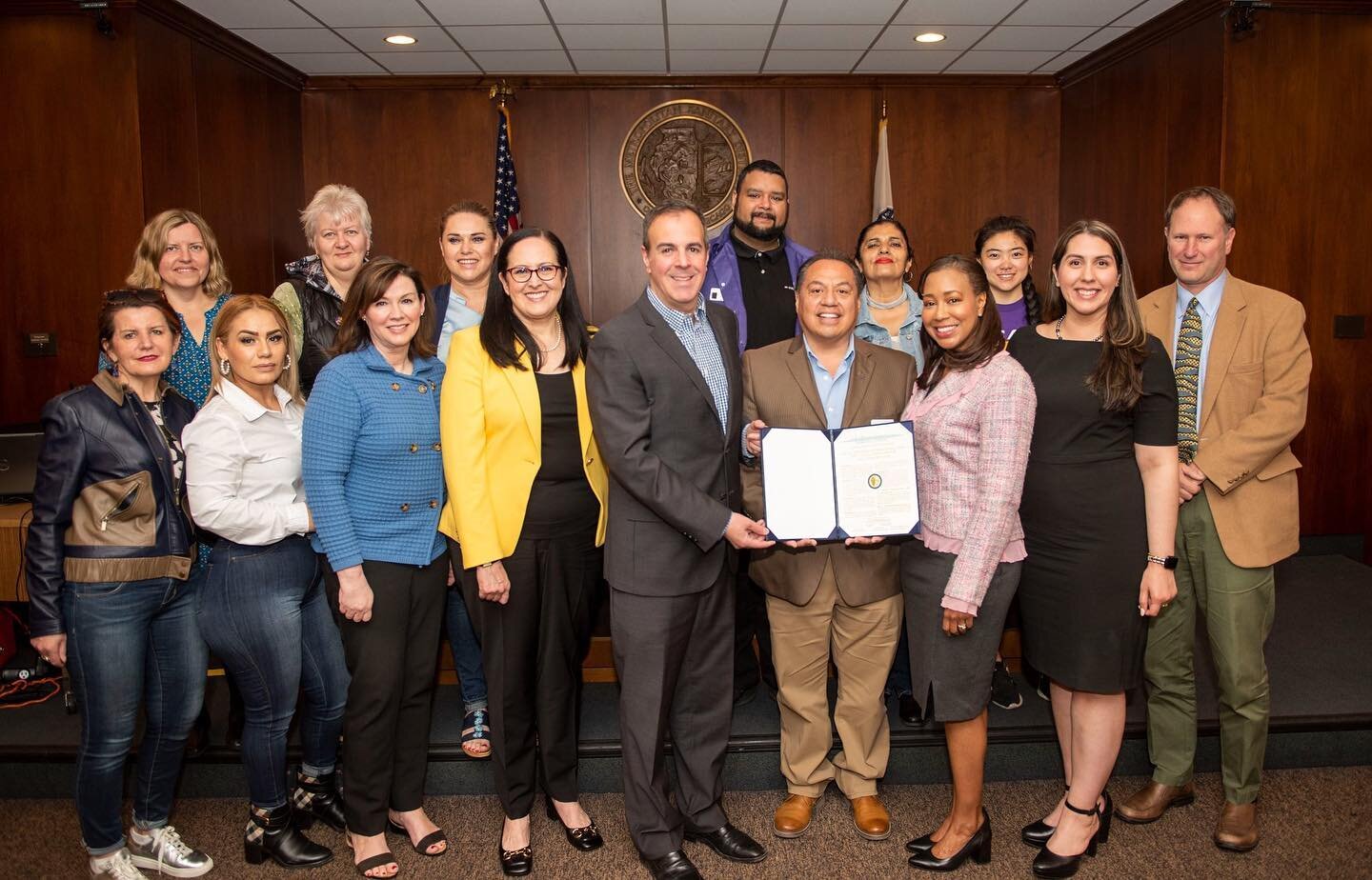 Yesterday, the MWRD Board passed a resolution recognizing @SEIULocal1's Green Janitor Education Program. The Resolution highlights the importance of this program and the amazing work Local 1 janitors are doing to improve the environment!