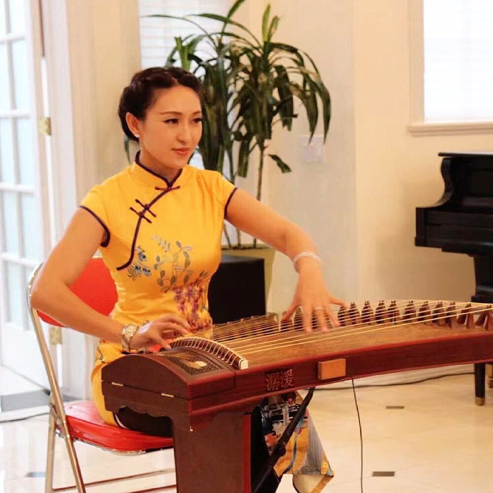 Canada Capital &ldquo;ZICHAN-INTERNATIONAL ARTS SCHOOL&rdquo;（ZIAS）is located in Ottawa, the capital city of Canada. The renowned Guzheng artist, Zichan Yang, established the school in 2001. The school seeks to promote and popularize Chinese musical 