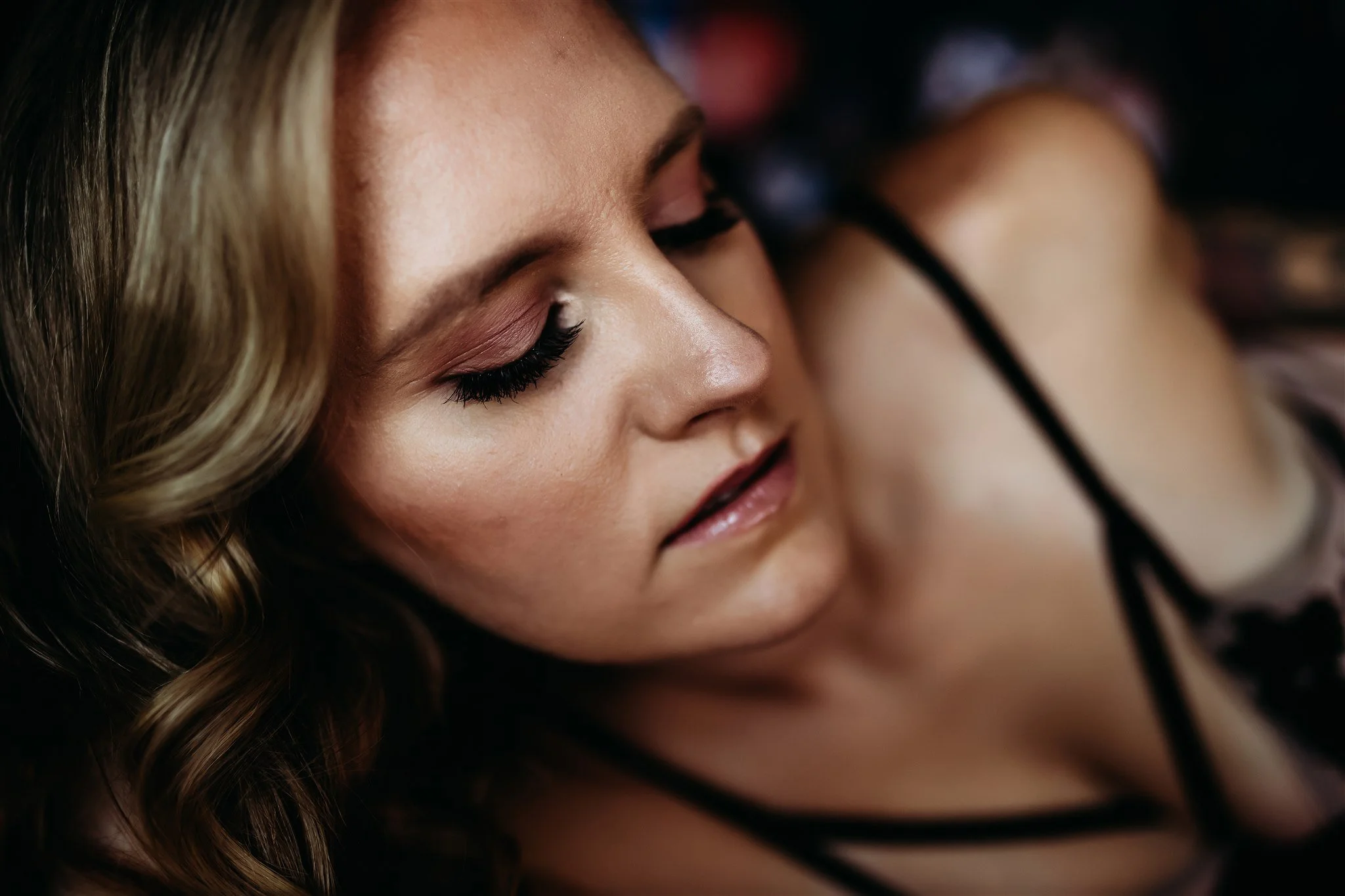 redwoodsagephoto-luxury-chicago-boudoir-heather-22.jpg