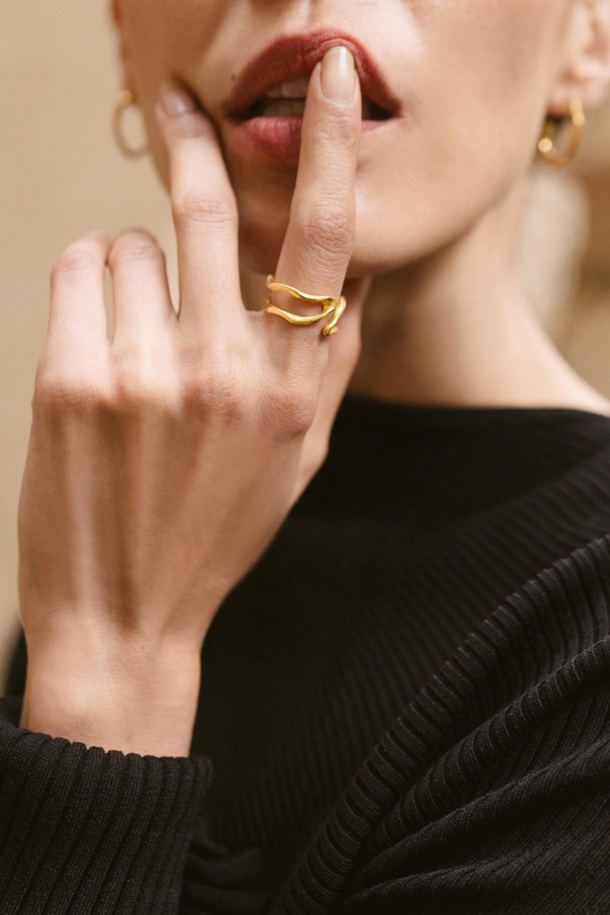 Anna Rosa Moschouti, The Sense of Beauty, kintsugi rings, jewellery, silver ring, gold ring, designer jewellery, jewelry, jewellery gallery Netherlands, Jewellery store Rotterdam
