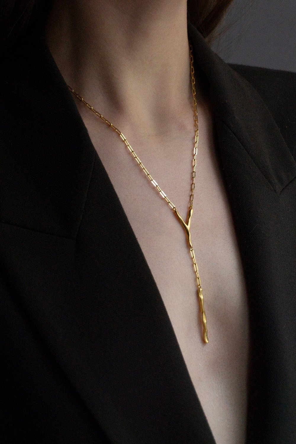 gilt-paperclip-necklace-gold-plated-ar-m-anna-rosa-moschouti-52424695251288.jpg