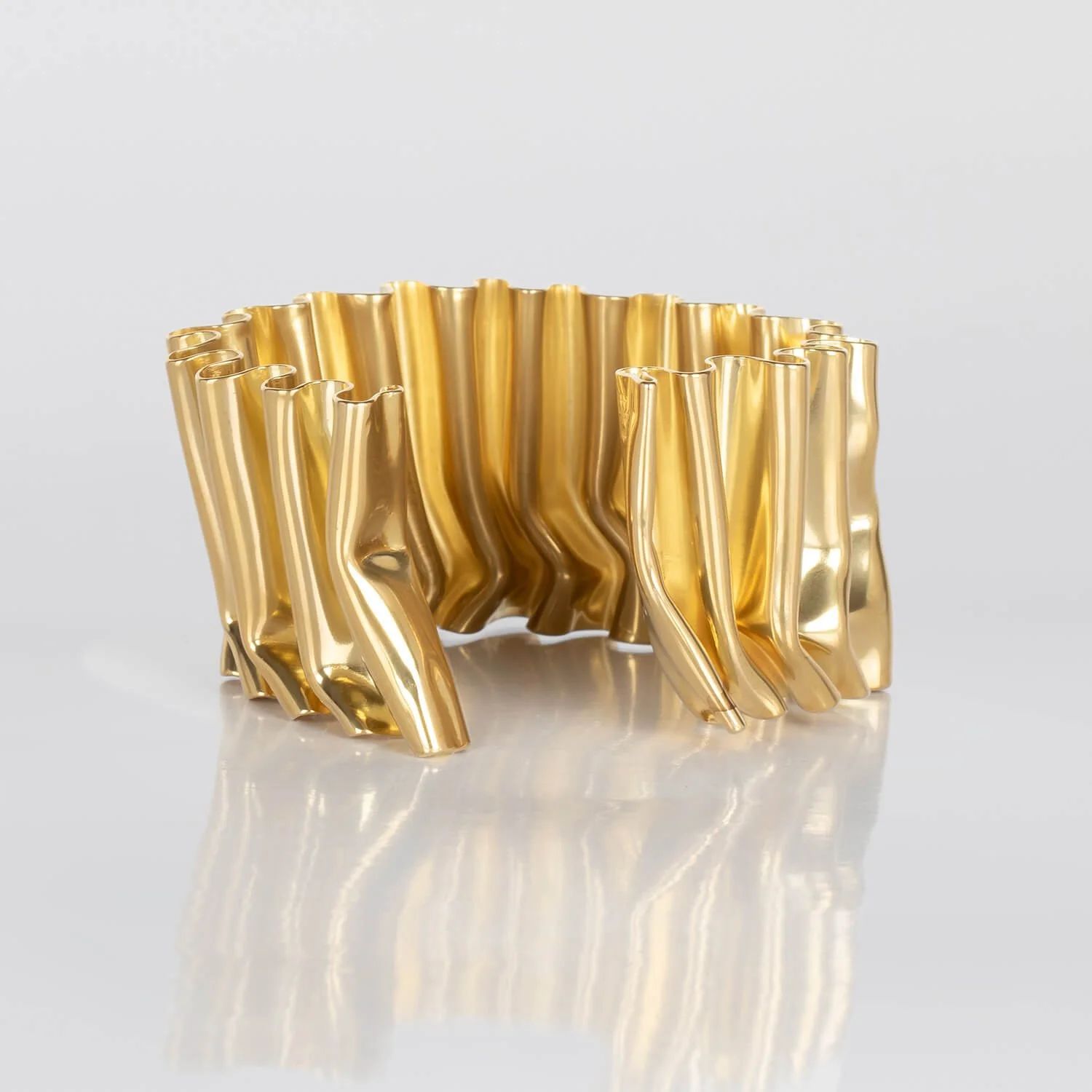 Tweek-Eek, Roos and Geertje Eek, The Sense of Beauty, brass bracelet ,jewellery, handcrafted jewellery, designer jewellery, jewelry, jewellery gallery Paris