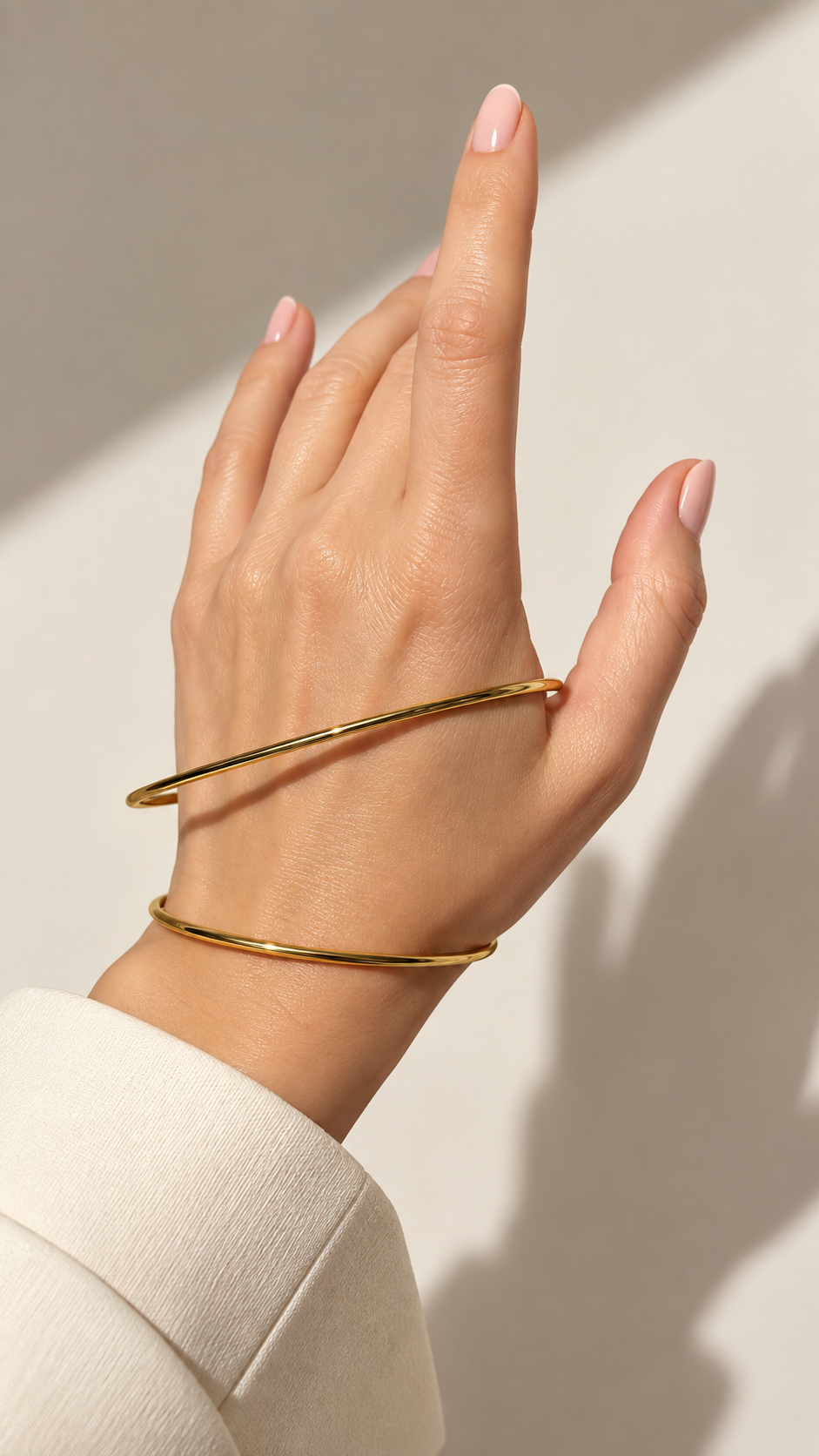 Entwined cuff