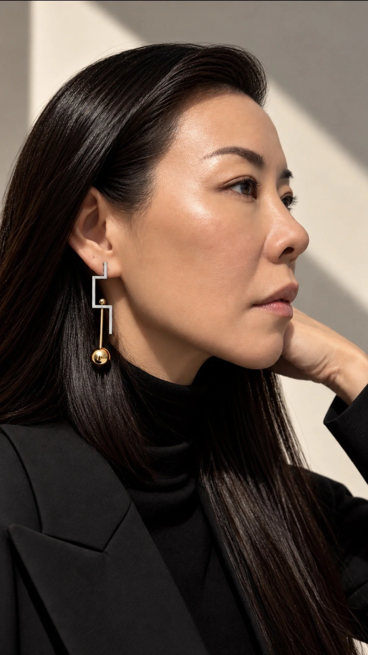 Ivon Wong,  Ivonovi, The Sense of Beauty, earings, jewellery, designer jewellery, bauhaus earrings, jewelry, silver earrings, jewellery gallery Paris, Jewellery shop Paris