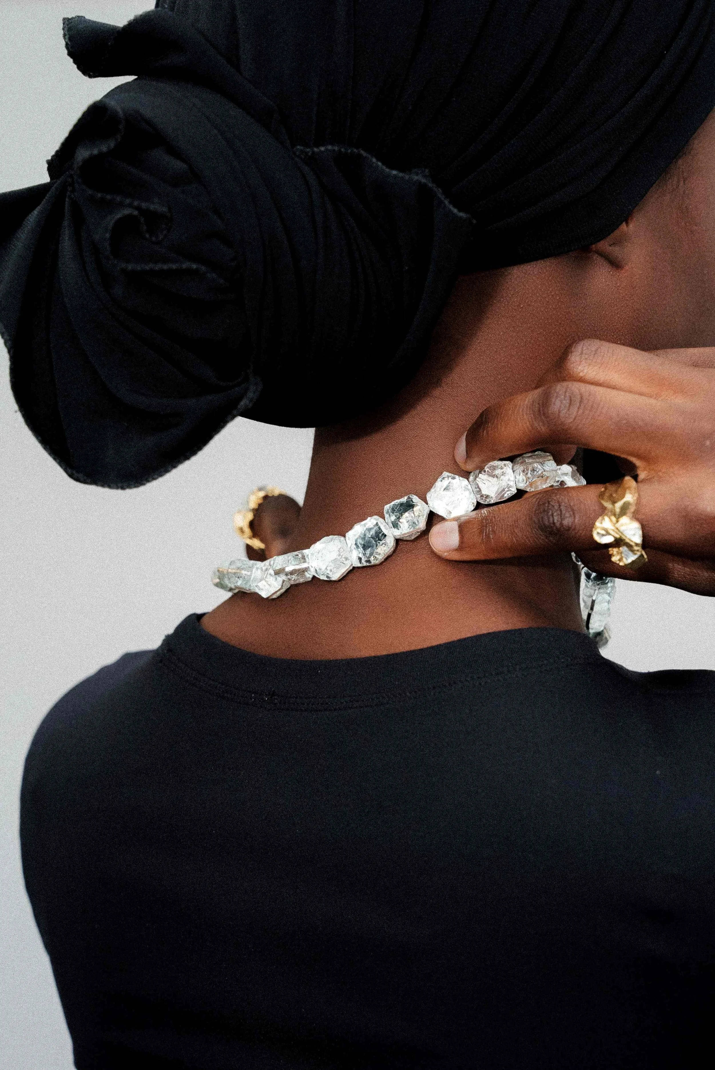 Marion Fillancq, The Sense of Beauty, necklace, jewellery, handcrafted jewellery, designer jewellery, jewelry, glass necklace, silver, jewellery gallery Paris, Jewellery shop Paris