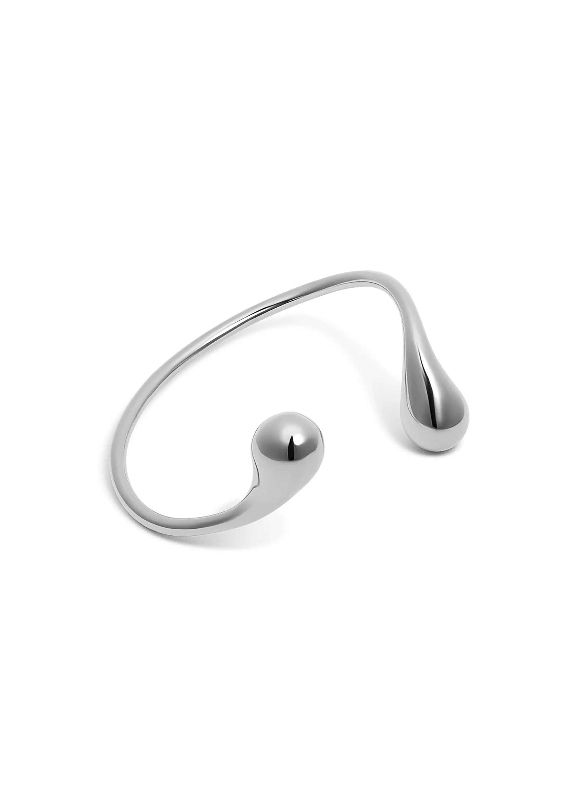 Ivon Wong, Ivonovi, The Sense of Beauty, drop cuff, sculptural cuff, jewellery, designer jewellery, jewelry, gold bracelet, jewellery gallery Paris, Jewellery shop Paris