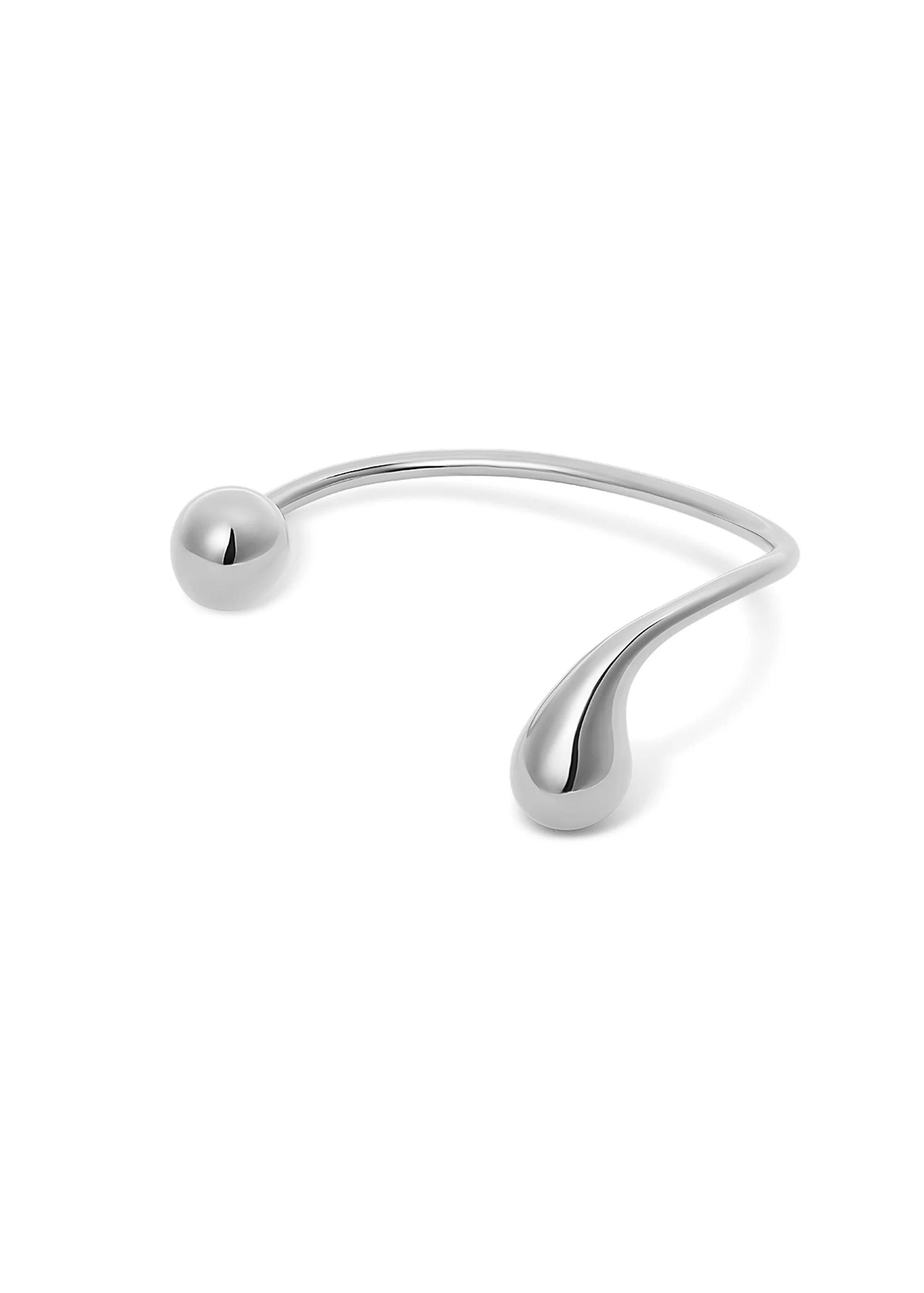 Ivon Wong, Ivonovi, The Sense of Beauty, drop cuff, sculptural cuff, jewellery, designer jewellery, jewelry, gold bracelet, jewellery gallery Paris, Jewellery shop Paris