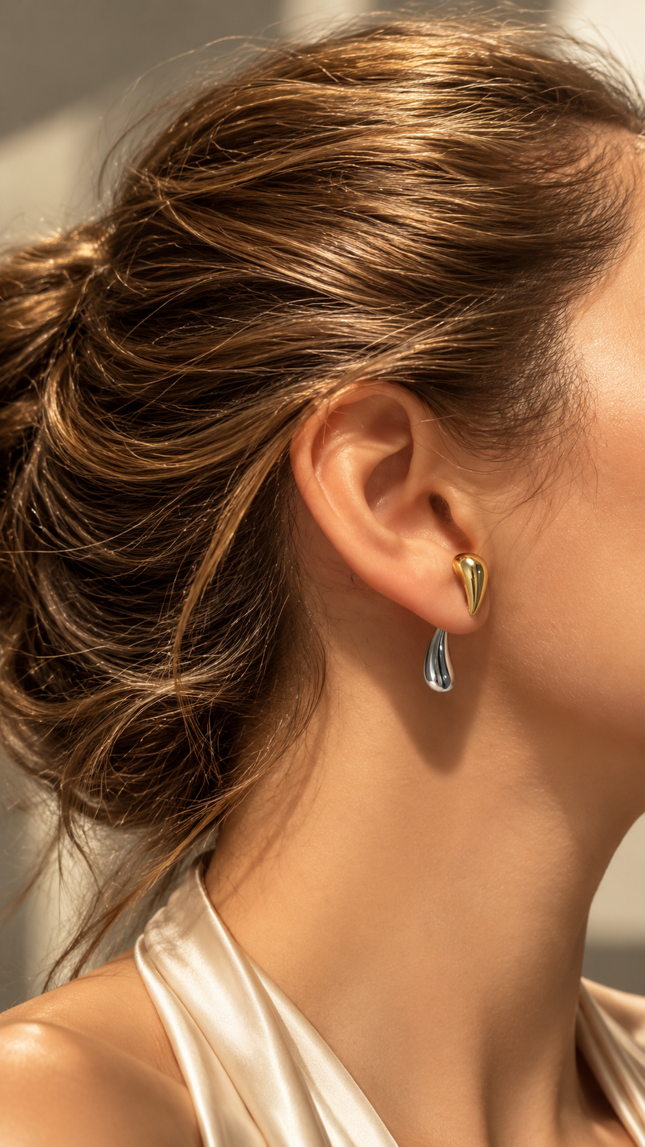 Ivon Wong,  Ivonovi, The Sense of Beauty, earings, jewellery, designer jewellery, airpod earrings, jewelry, silver earrings, jewellery gallery Paris, Jewellery shop Paris