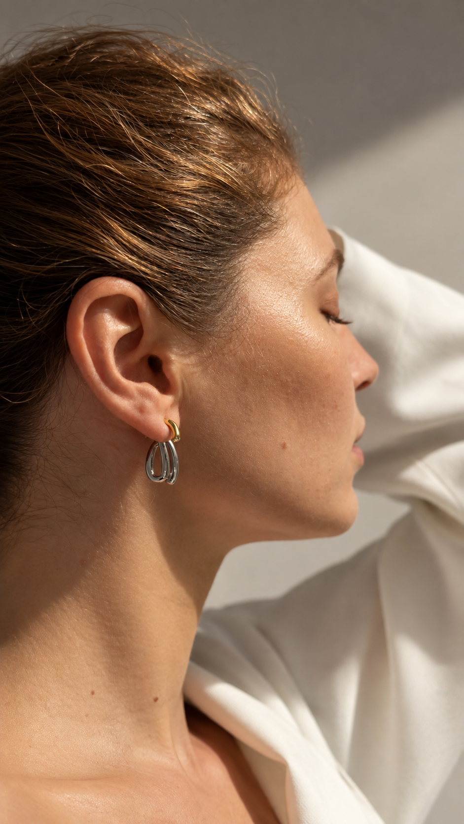 Ivon Wong,  Ivonovi, The Sense of Beauty, earings, jewellery, designer jewellery, airpod earrings, jewelry, silver earrings, jewellery gallery Paris, Jewellery shop Paris