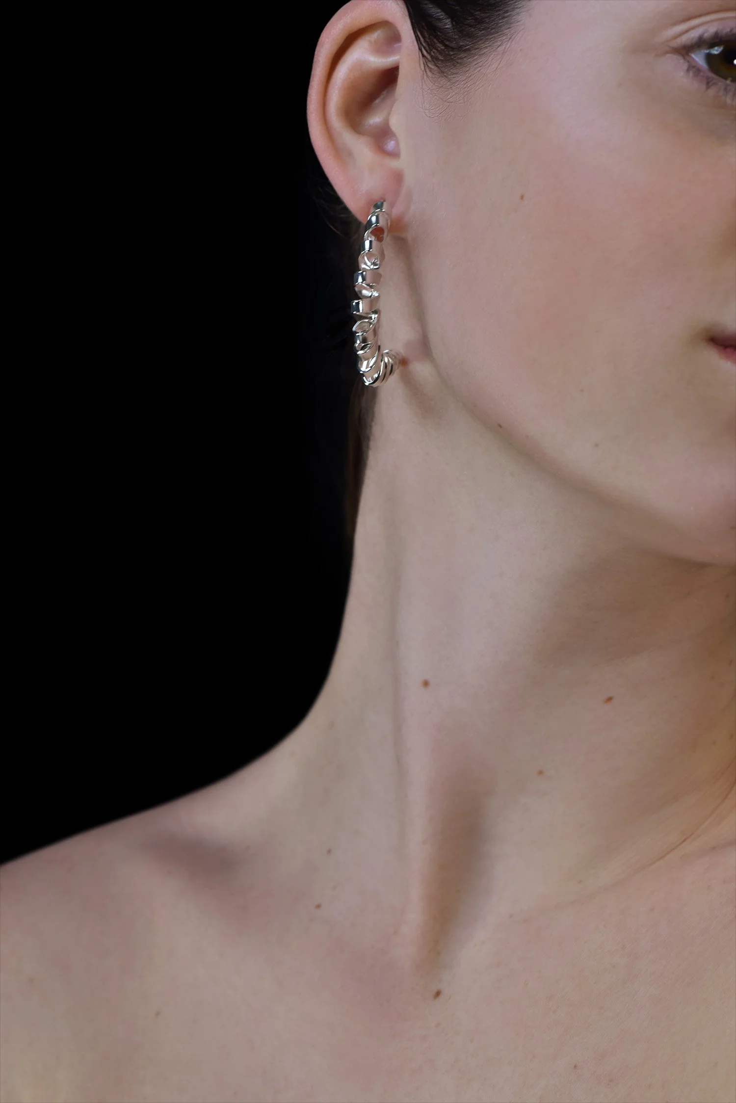 Tweek-Eek, Roos and Geertje Eek, The Sense of Beauty, earrings, silver earrings,jewellery, handcrafted jewellery, designer jewellery, jewelry, jewellery gallery  Paris, Jewellery shop Paris