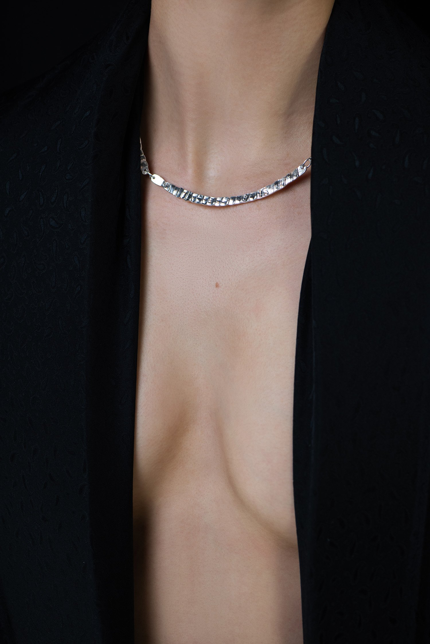 Tweek-Eek, Roos and Geertje Eek, The Sense of Beauty,   jewellery , silver necklace ,jewelry, handcrafted jewellery, designer jewellery, jewelry, jewellery gallery Paris, jewellery
